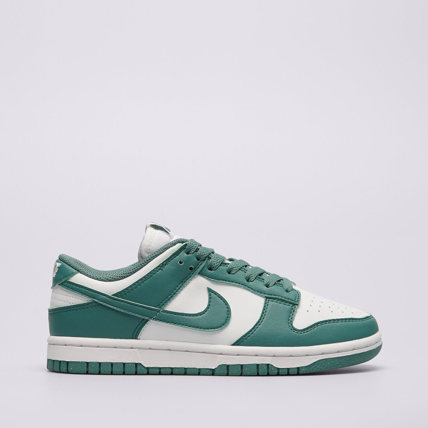 Buty sneakersy damskie NIKE DUNK LOW DD1873-107 BIAŁY