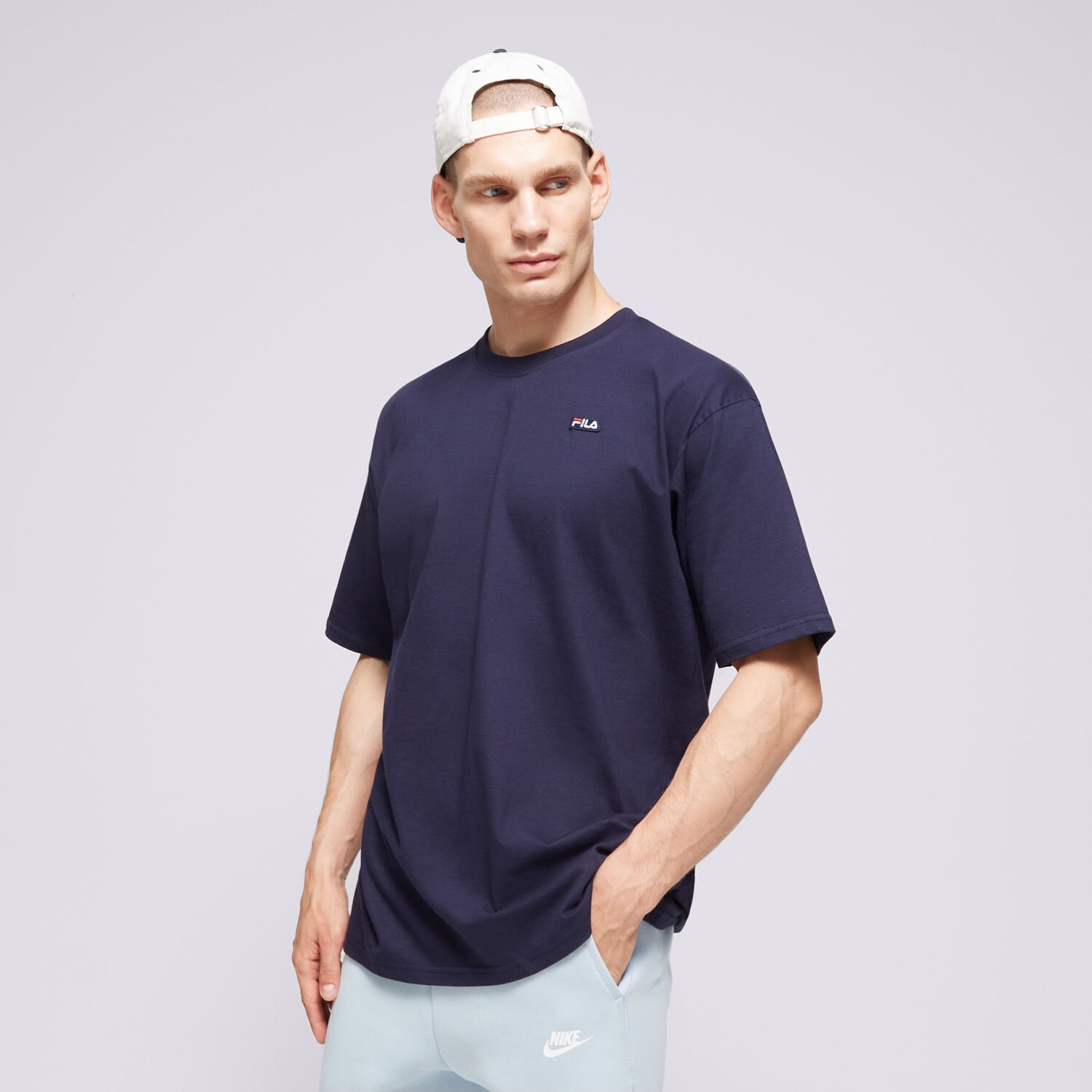 Koszulka, t-shirt sportowy męski FILA T-SHIRT BADGE LOGO TEE FI124TSM70410 GRANATOWY