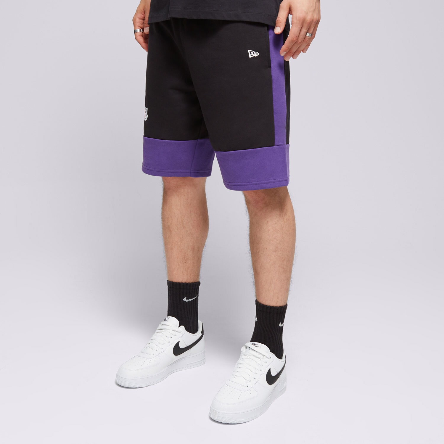 Krótkie spodenki, szorty męskie NEW ERA SZORTY NBA COLOUR BLOCK SHORT LAKERS LOS ANGELES LAK 60416375 CZARNY