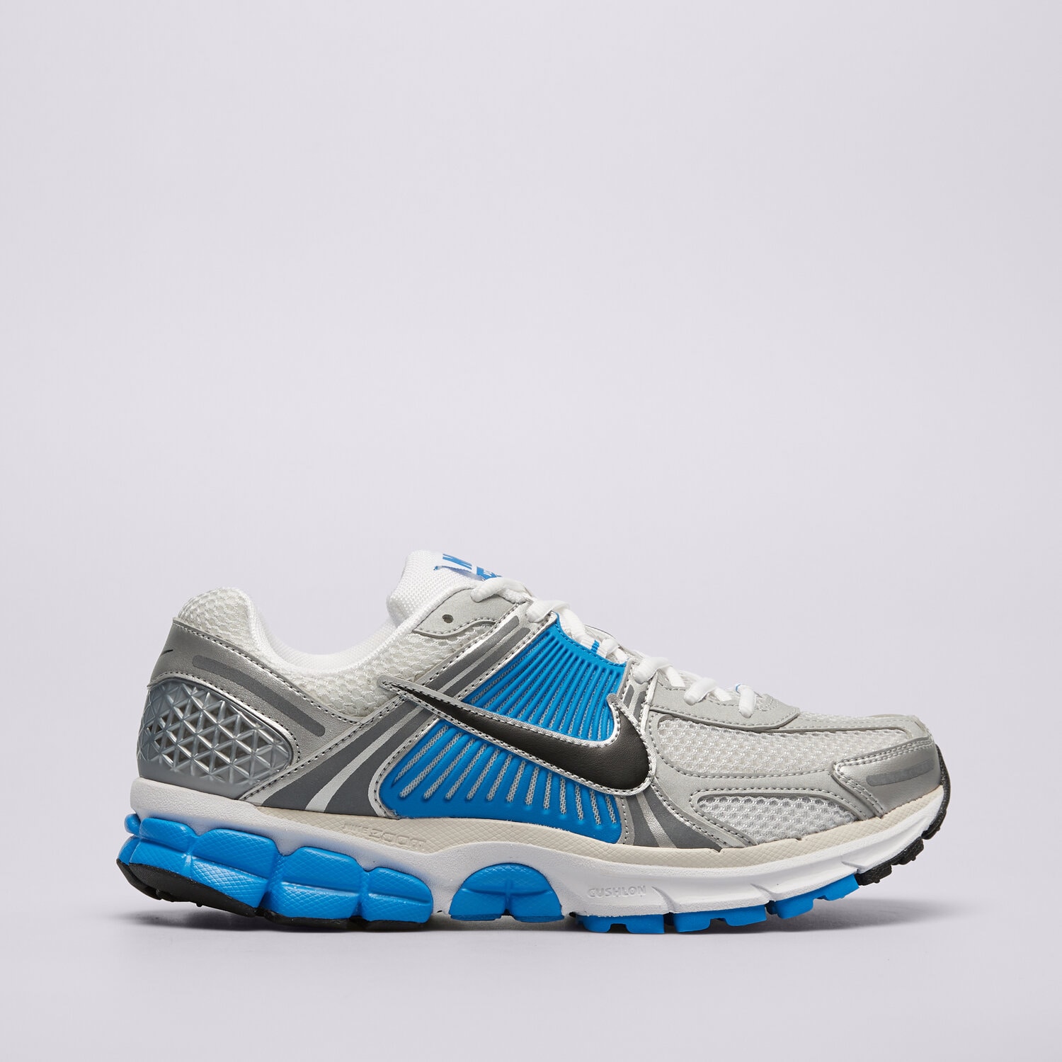 Buty sneakersy męskie NIKE ZOOM VOMERO 5 FJ4151-100 BIAŁY