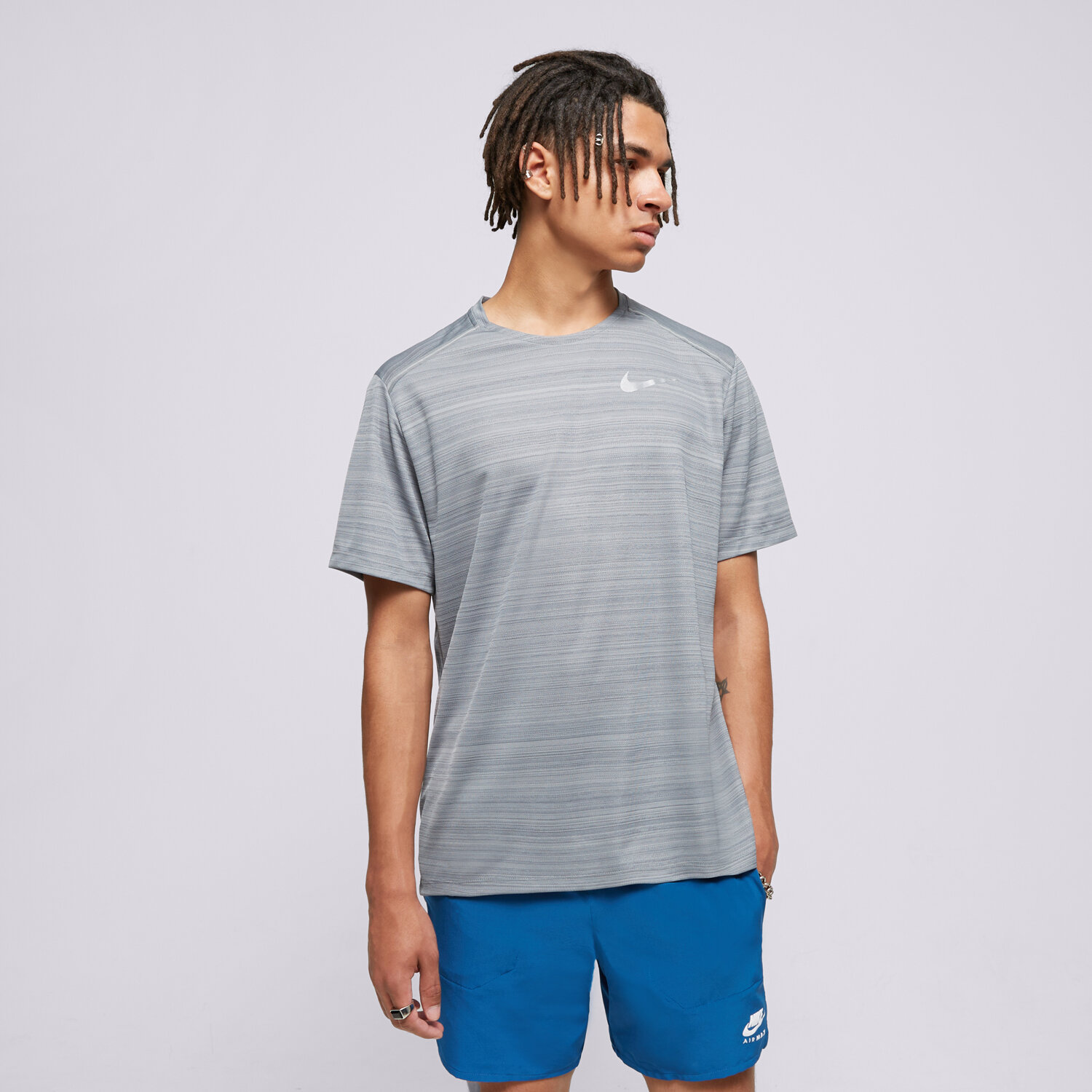 Koszulka, t-shirt sportowy męski NIKE T-SHIRT M NK DF MILER SS RUNNING FZ4782-084 SZARY