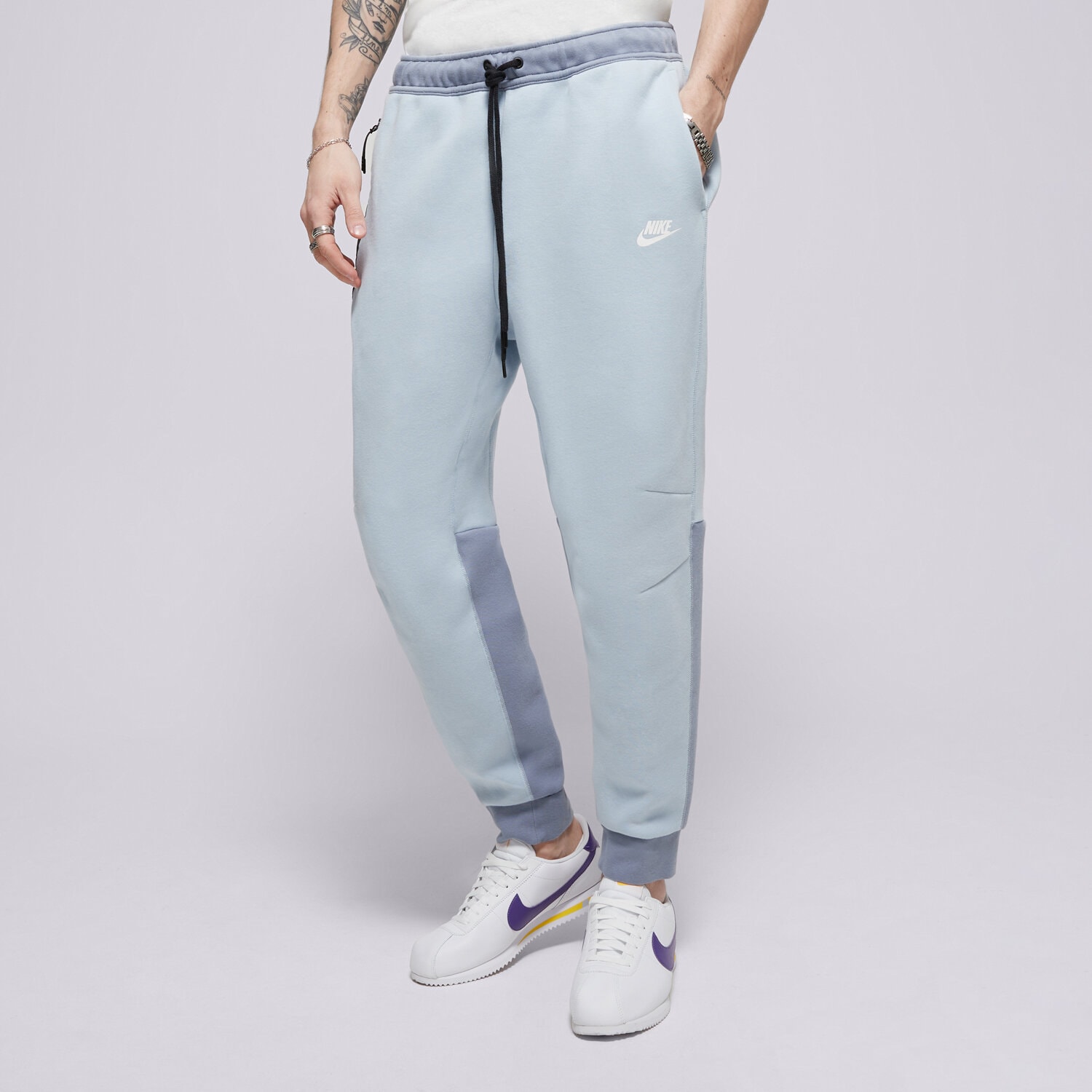 Spodnie sportowe męskie NIKE SPODNIE TECH PANT LT.ARMORY PANTS FB8002-440 NIEBIESKI