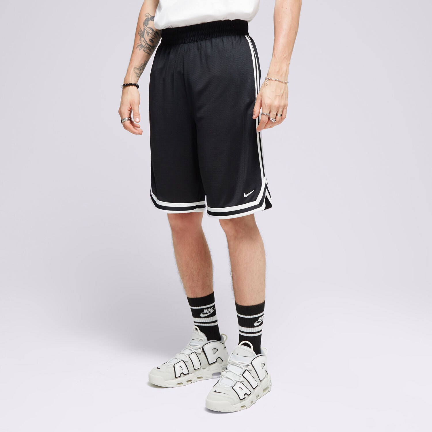 Krótkie spodenki, szorty męskie NIKE SZORTY M NK DF DNA 10IN SHORT FN2604-010 CZARNY