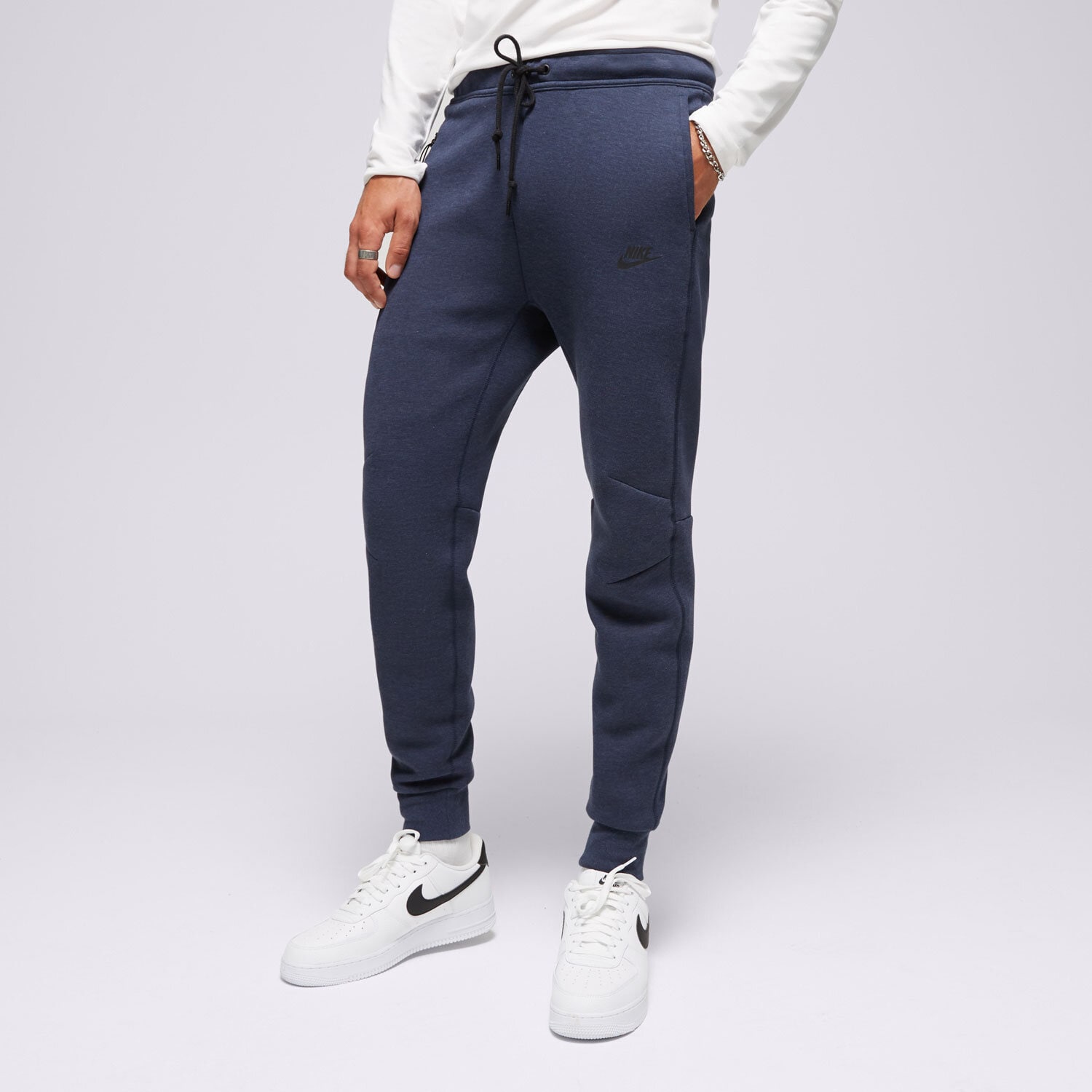 Spodnie sportowe męskie NIKE SPODNIE M NK TCH FLC JGGR FB8002-473 GRANATOWY