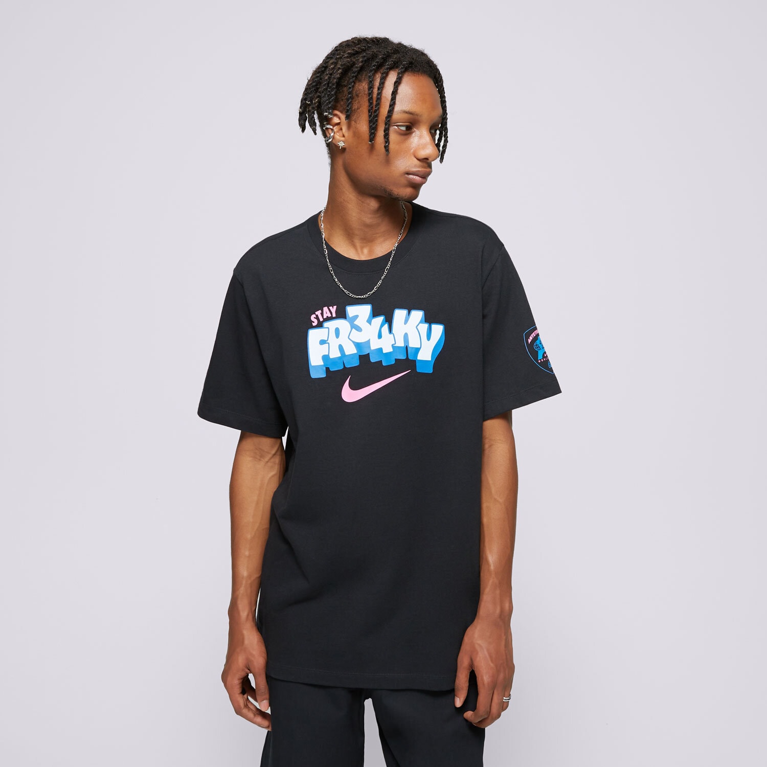 Koszulka, t-shirt sportowy męski NIKE T-SHIRT GA M NK TEE OC NBA FZ8077-010 CZARNY