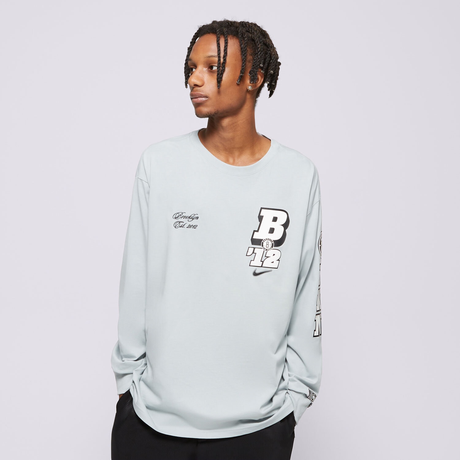 Koszulka, t-shirt sportowy męski NIKE T-SHIRT BKN M NK CTS OGC VSY LS TEE NBA HF1261-041 SZARY