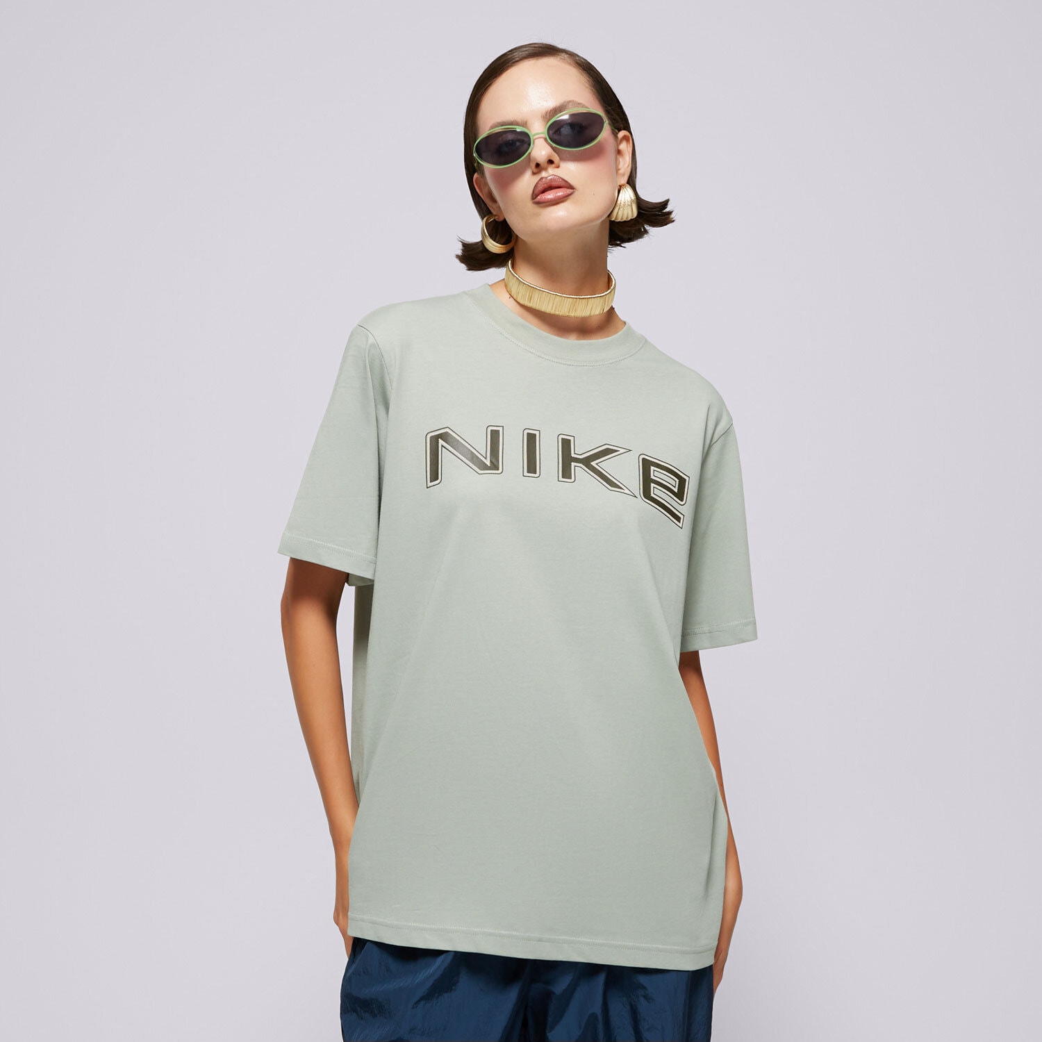 Koszulka, t-shirt damski NIKE T-SHIRT W NSW PHOENIX SS TEE HQ1679-370 KHAKI