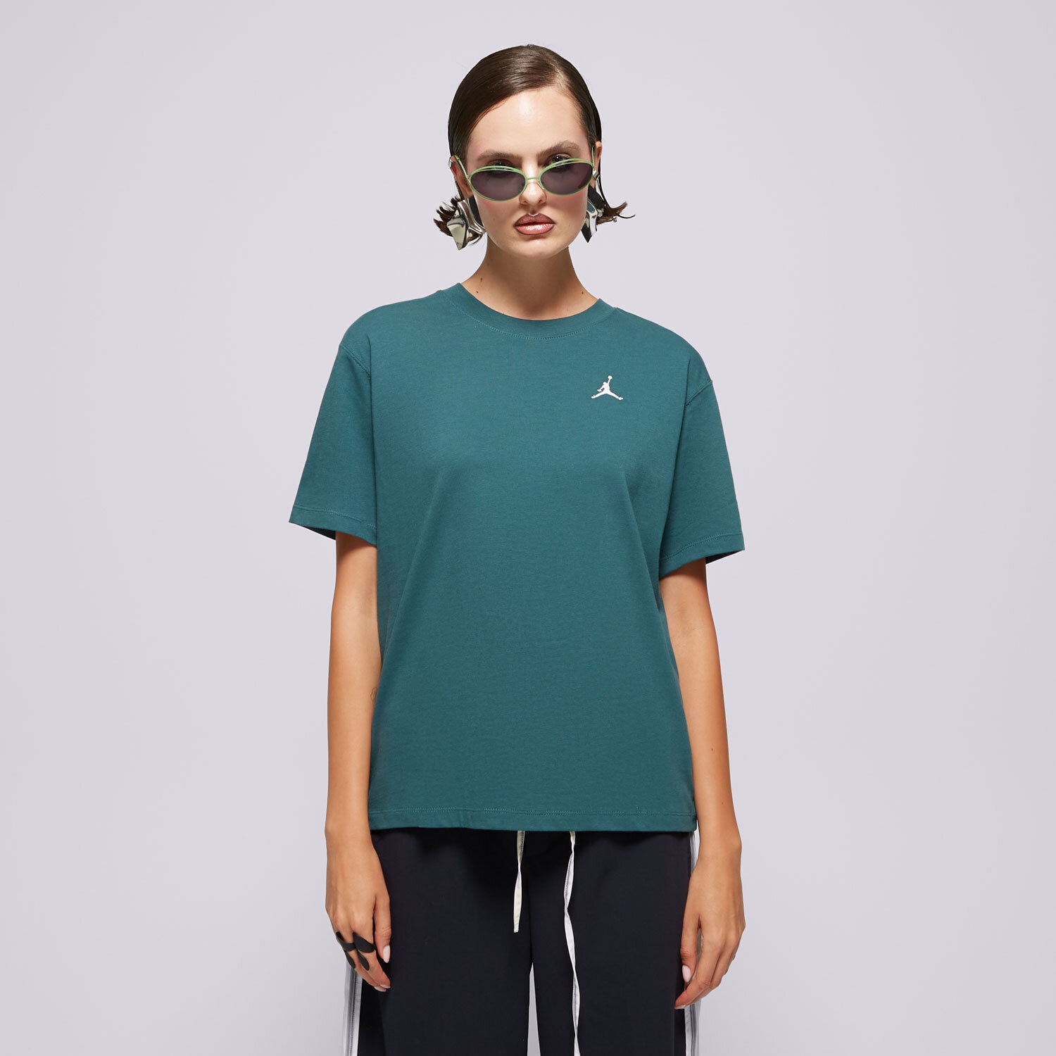 Koszulka, t-shirt damski T SHIRT W JORDAN ESSEN GF TEE CORE 23 FN4500-366 ZIELONY