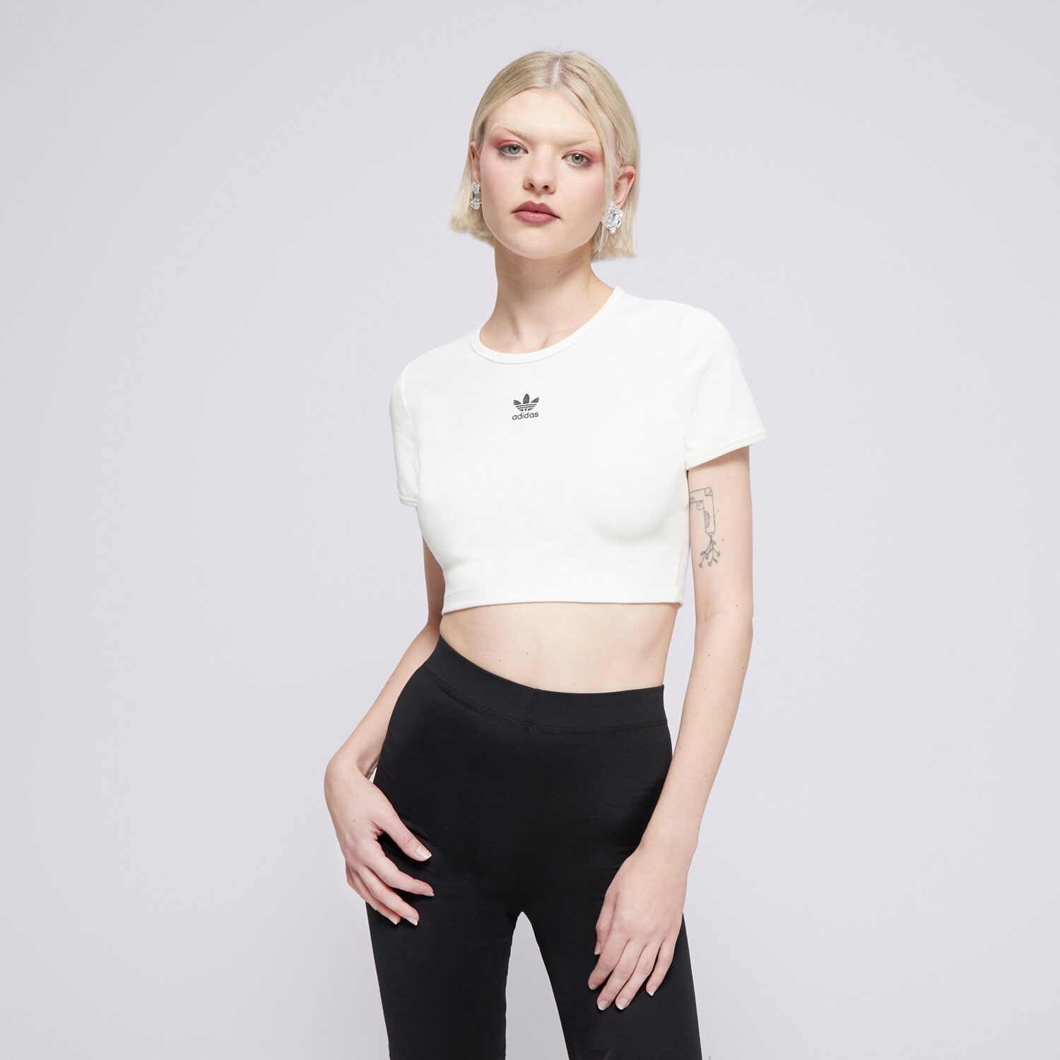 Koszulka, t-shirt damski ADIDAS T-SHIRT ESS RIB TEE IY9666 BIAŁY