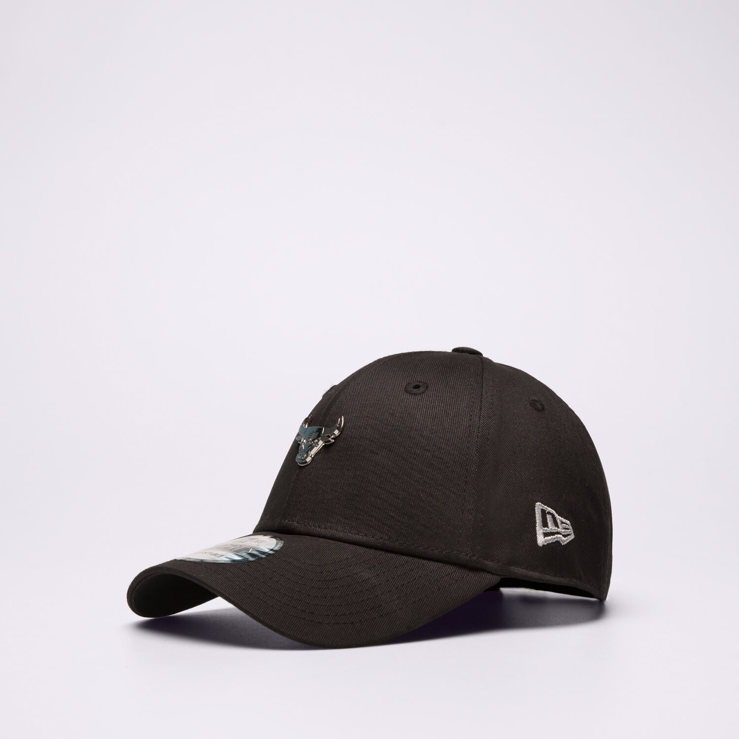 Czapka z daszkiem męska NEW ERA CZAPKA METALLIC PIN 940 BULLS CHICAGO BULLS BLK 60565153 CZARNY