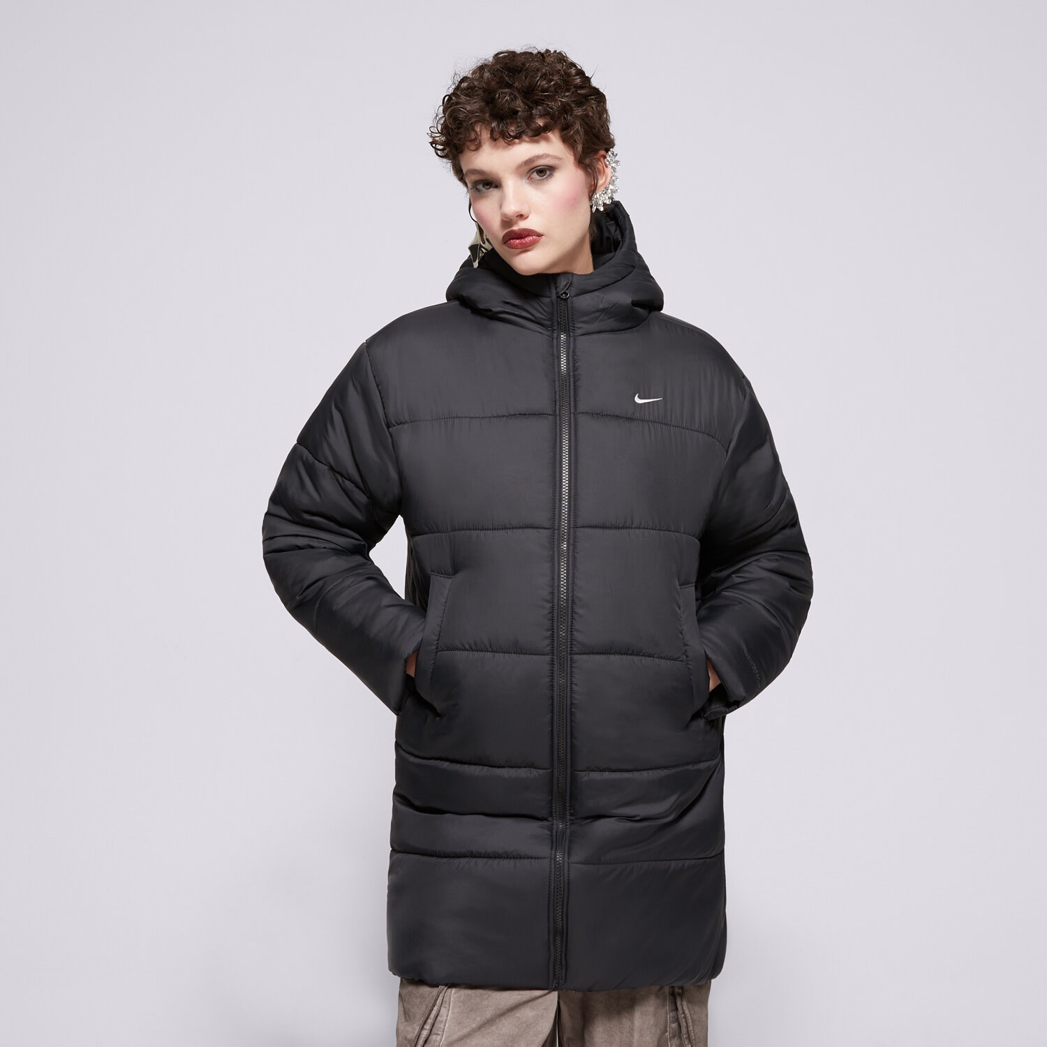 Kurtka zimowa damska NIKE KURTKA ZIMOWA W NSW TF SNFL NK CLSC PRKA FZ5903-010 CZARNY