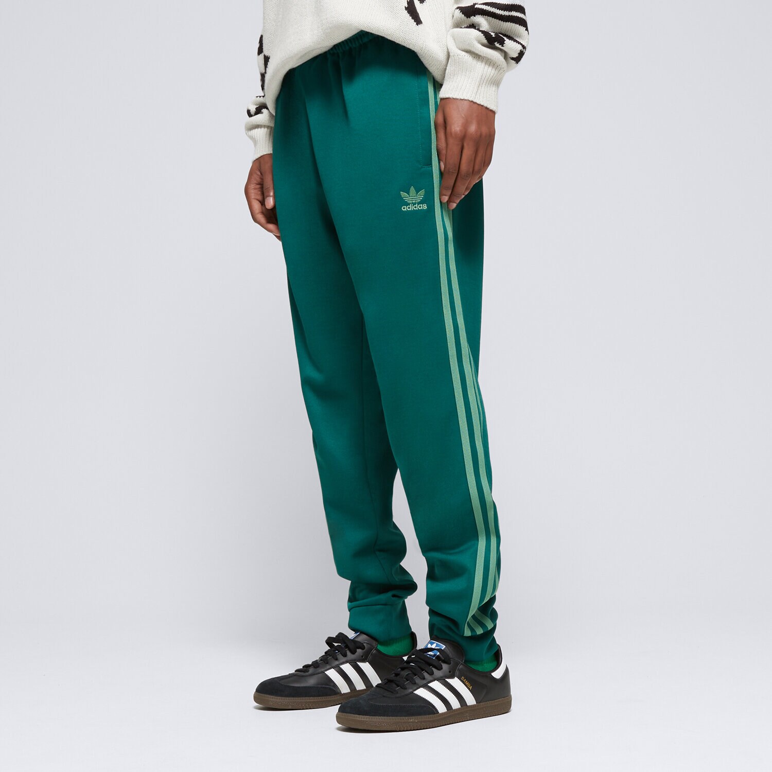 Spodnie sportowe męskie ADIDAS SPODNIE SST TP IY8729 ZIELONY