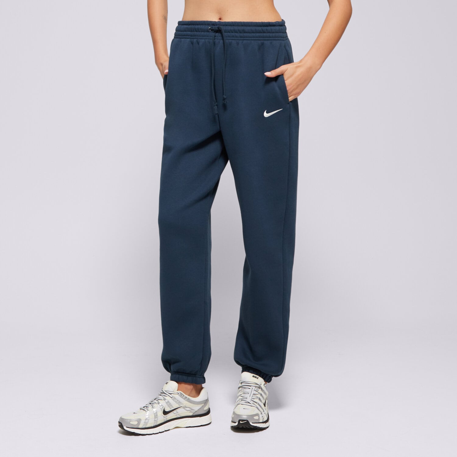 Spodnie sportowe damskie NIKE SPODNIE W NSW PHNX FLC HR OS PANT 2 FZ5996-478 GRANATOWY