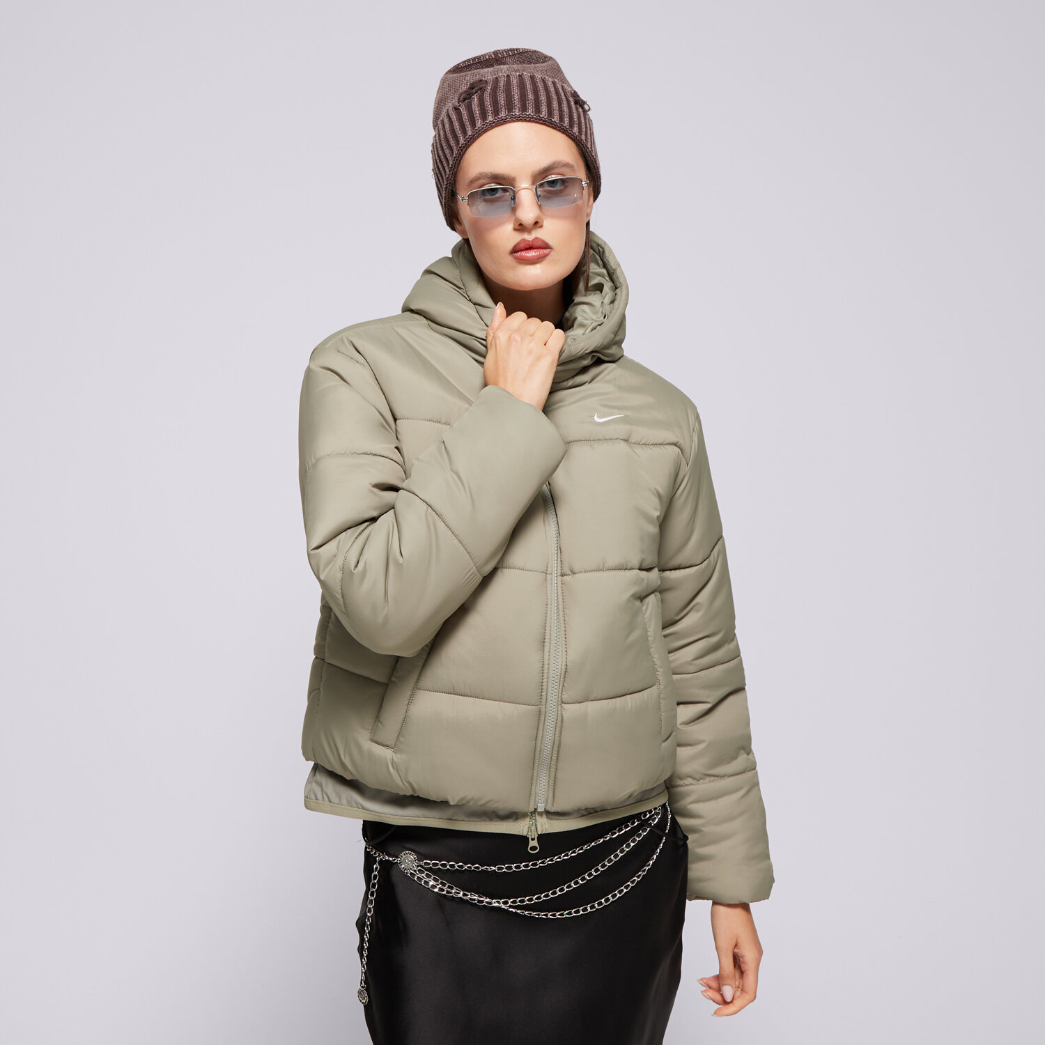 Kurtka zimowa damska NIKE KURTKA ZIMOWA W NSW TF SYNFL NK CLSC PFR FZ5899-321 KHAKI