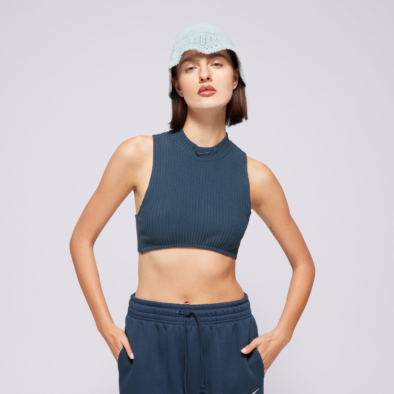 Koszulka, t-shirt damski NIKE TOP W NSW NK CHLL KNT RIB CRP TNK FN3677-478 GRANATOWY