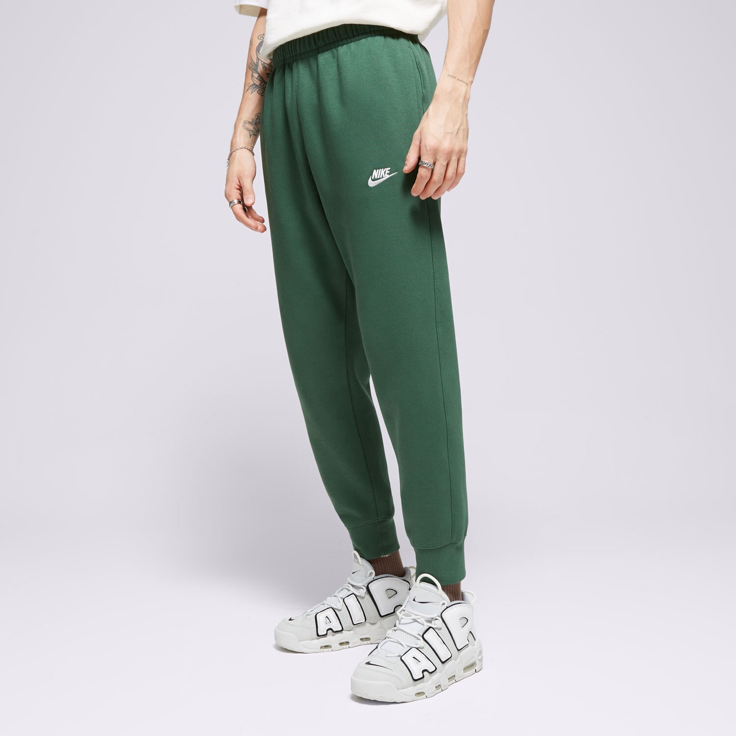 Spodnie sportowe męskie NIKE SPODNIE M NSW CLUB JGGR BB BV2671-323 ZIELONY