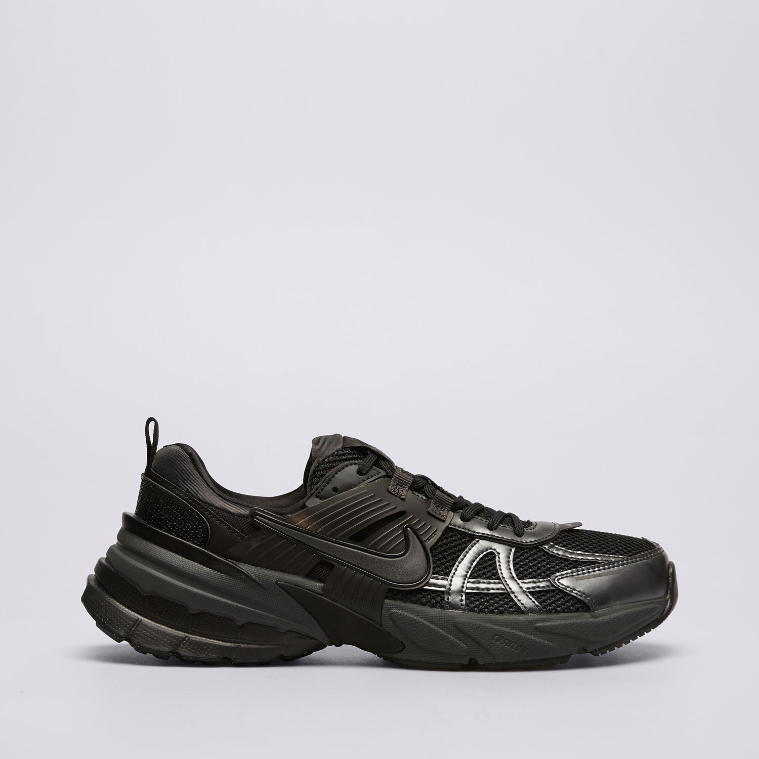 Buty sneakersy męskie NIKE V2K RUN  HJ4497-001 CZARNY