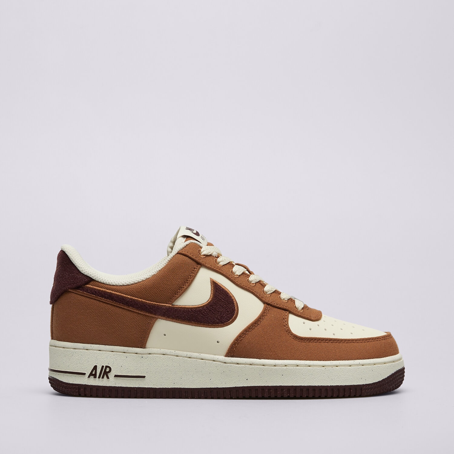 Buty sneakersy męskie NIKE AIR FORCE 1 '07 LV8 FQ8713-200 BRĄZOWY