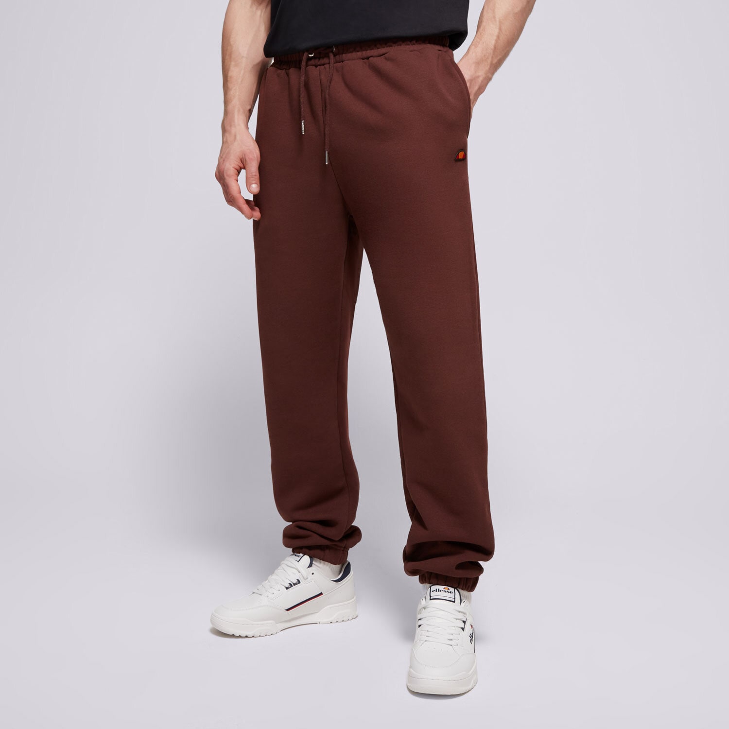 Spodnie sportowe męskie ELLESSE SPODNIE LOMMA JOG PANT D BRWN SMG22038202 BRĄZOWY