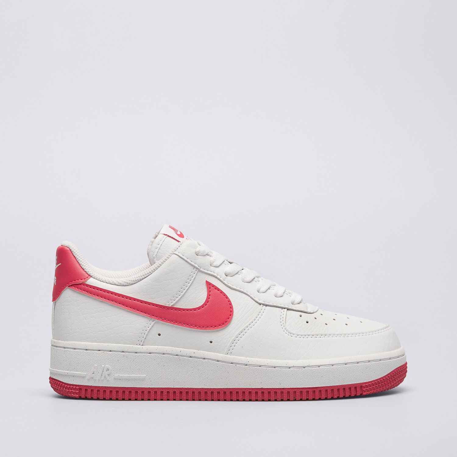 Buty sneakersy damskie NIKE AIR FORCE 1 '07 NEXT NATURE DC9486-102 BIAŁY