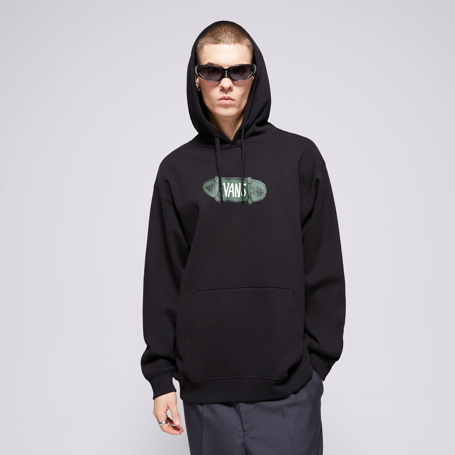 Bluza męska VANS BLUZA Z KAPTUREM SKATER LOOSE PO VN000KU3BLK CZARNY