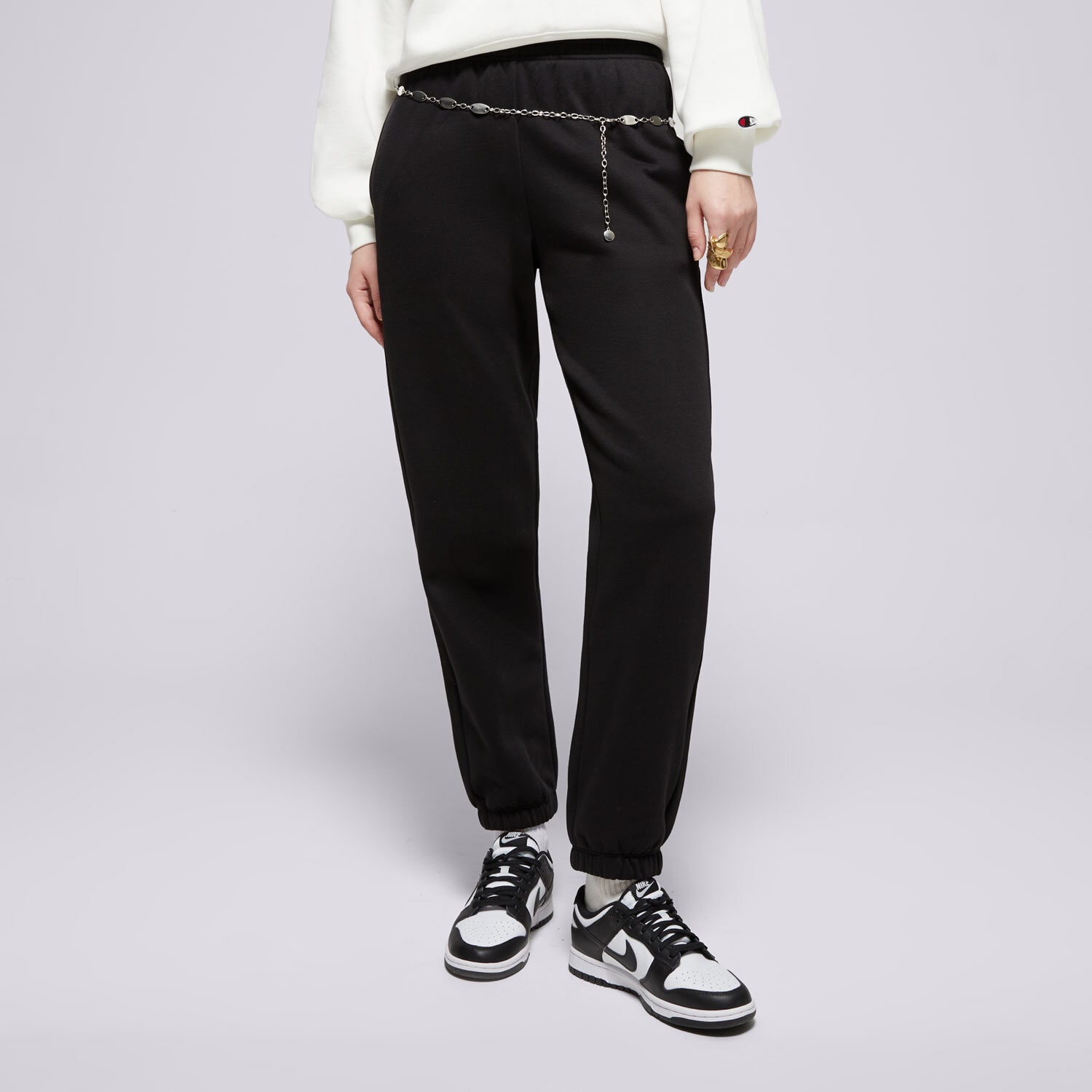 Spodnie sportowe damskie CHAMPION SPODNIE ELASTIC CUFF PANTS 117583KK001 CZARNY