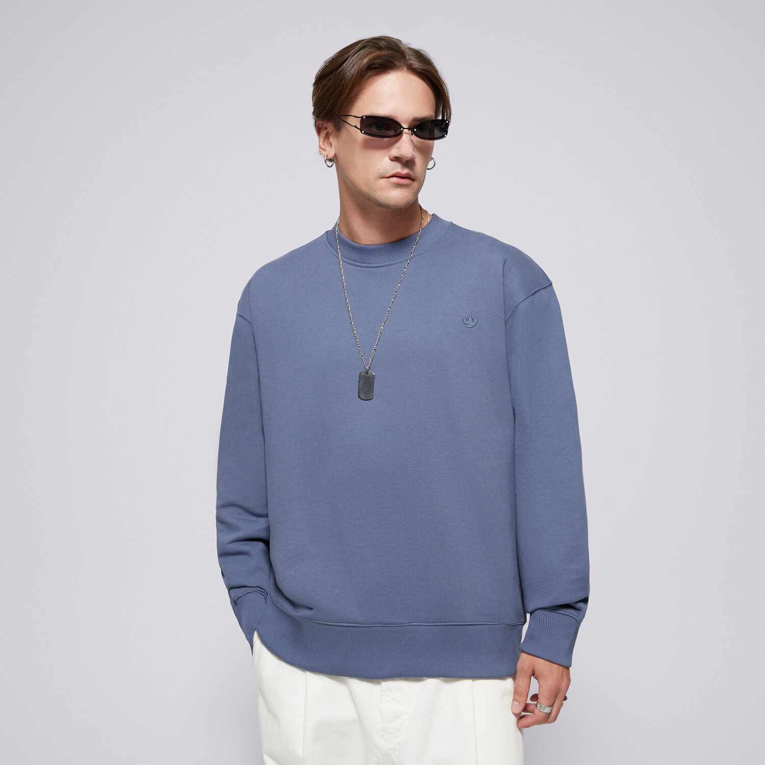 Bluza męska ADIDAS BLUZA P ESS CREW IX9813 GRANATOWY