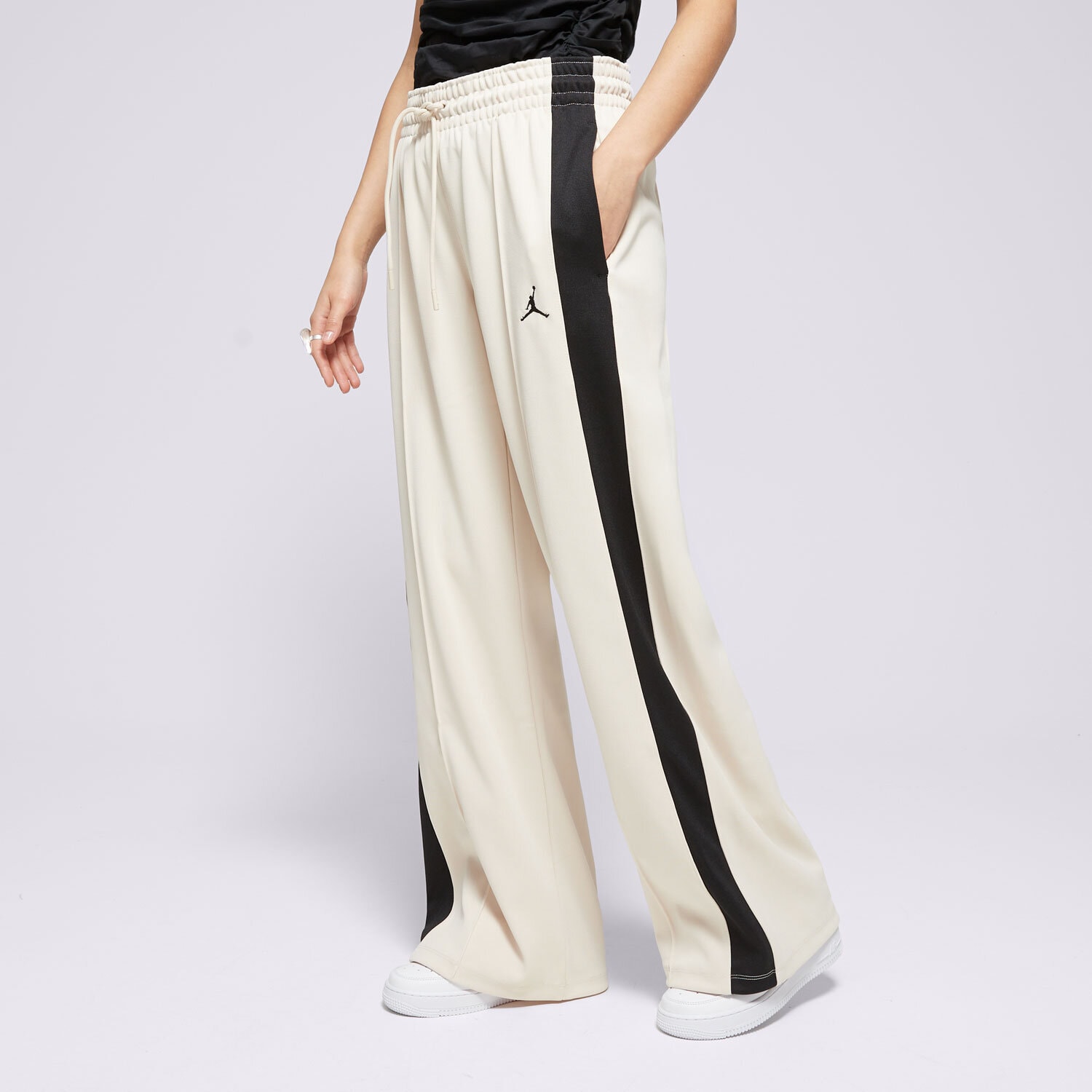 Spodnie sportowe damskie JORDAN SPODNIE W KNIT TRACK PANT FV7101-203 BEŻOWY