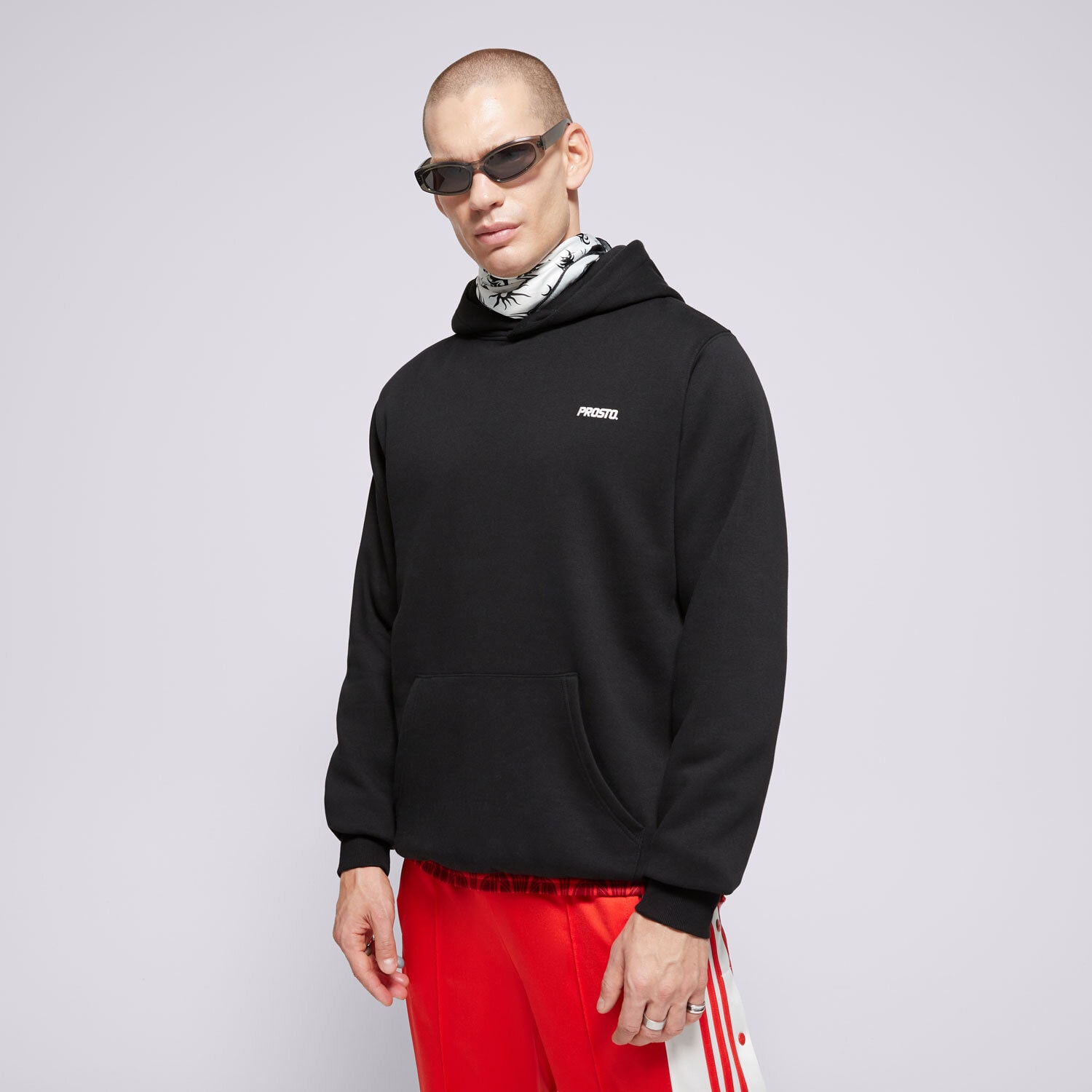 Bluza męska PROSTO BLUZA Z KAPTUREM HOODIE GAMBLERS BLACK KL242MSWE2112 CZARNY
