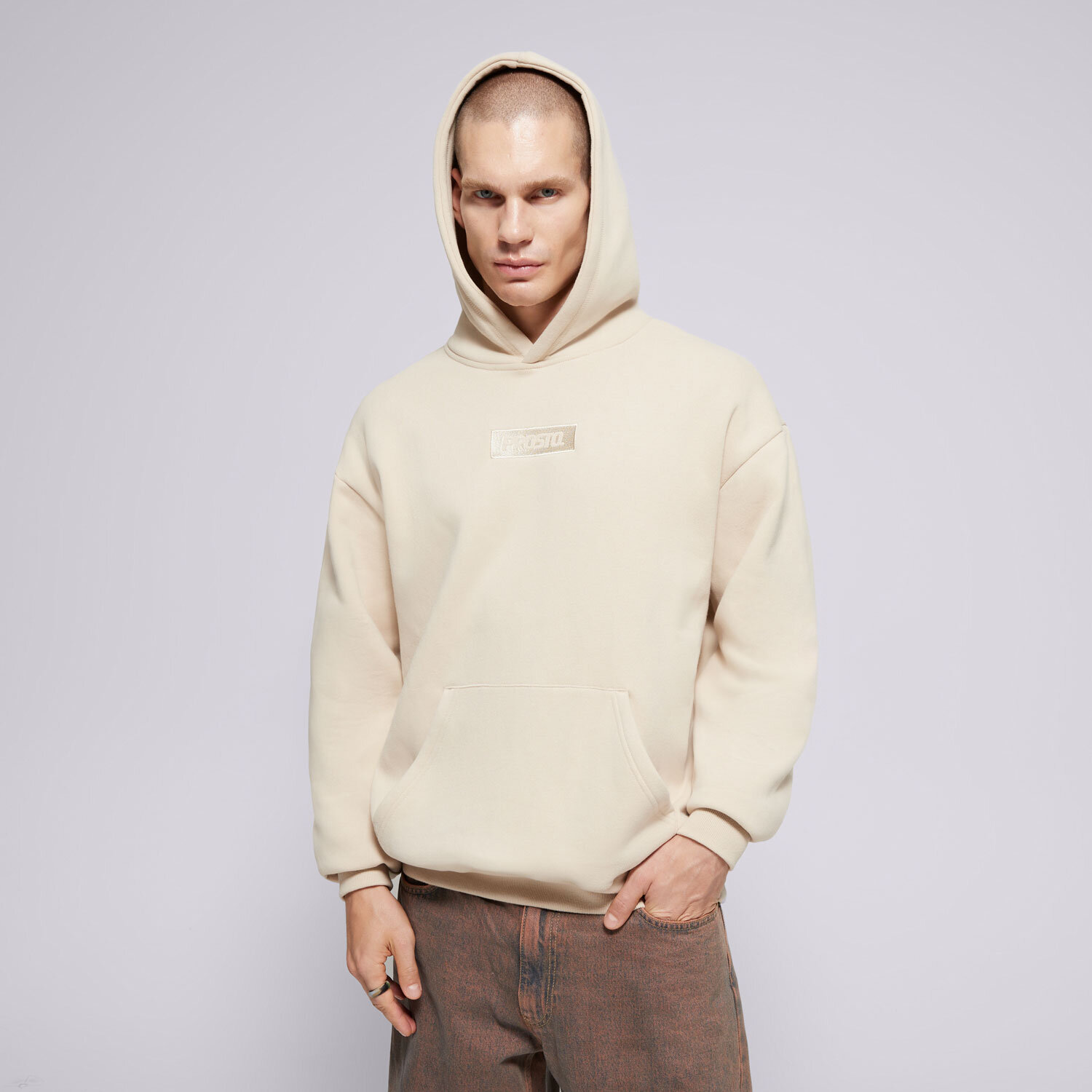 Bluza męska PROSTO BLUZA Z KAPTUREM HOODIE BOXLEY BEIGE KL242MSWE2033 BEŻOWY
