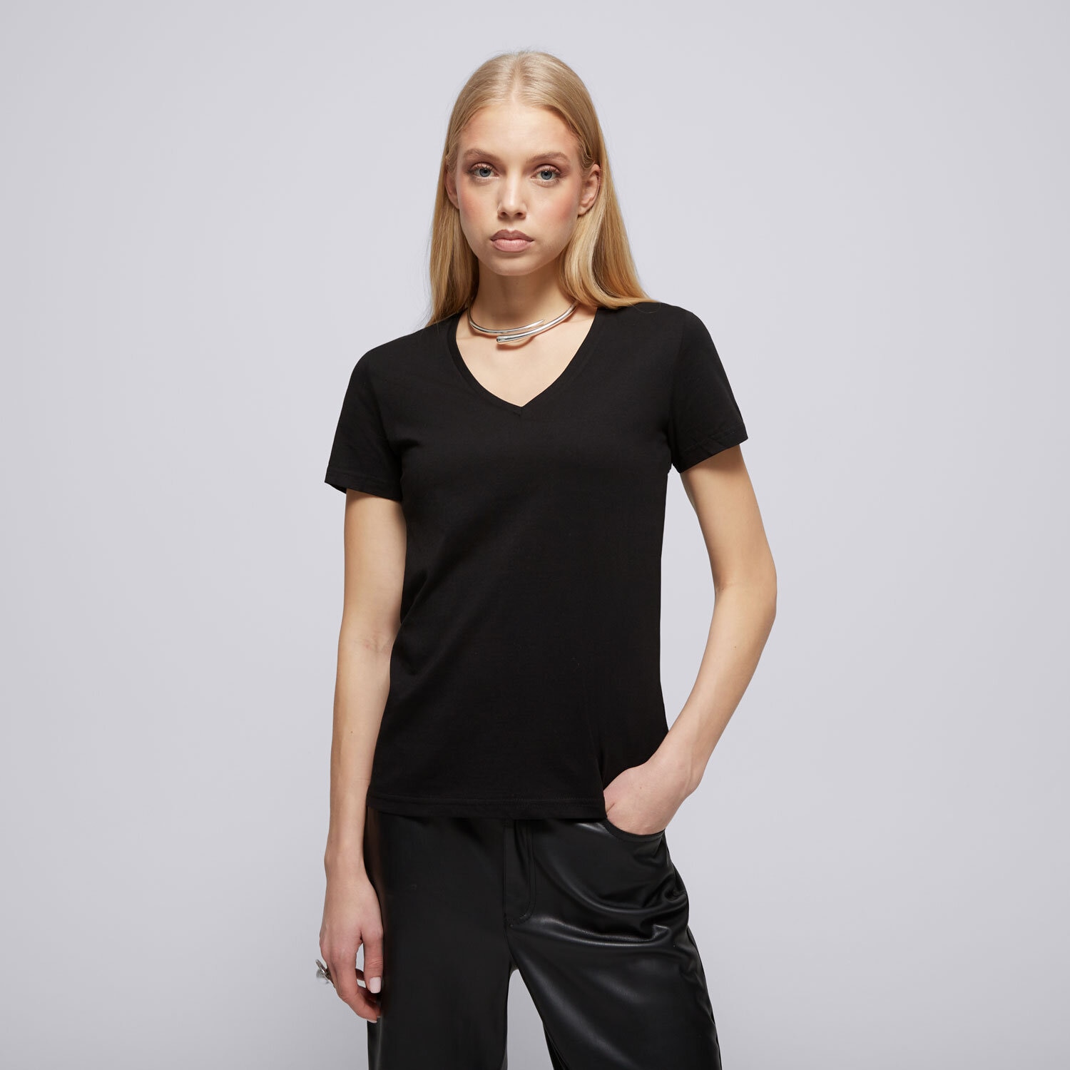 Koszulka, t-shirt damski UMBRO T-SHIRT FINEDON UL322TSD90002 CZARNY