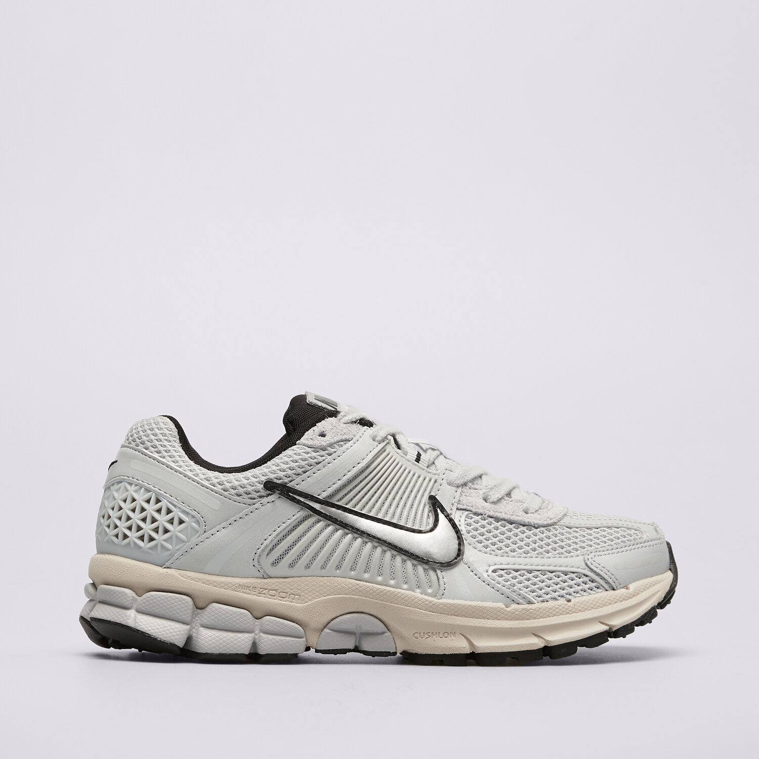 Buty sneakersy damskie NIKE ZOOM VOMERO 5 FN6742-002 NIEBIESKI