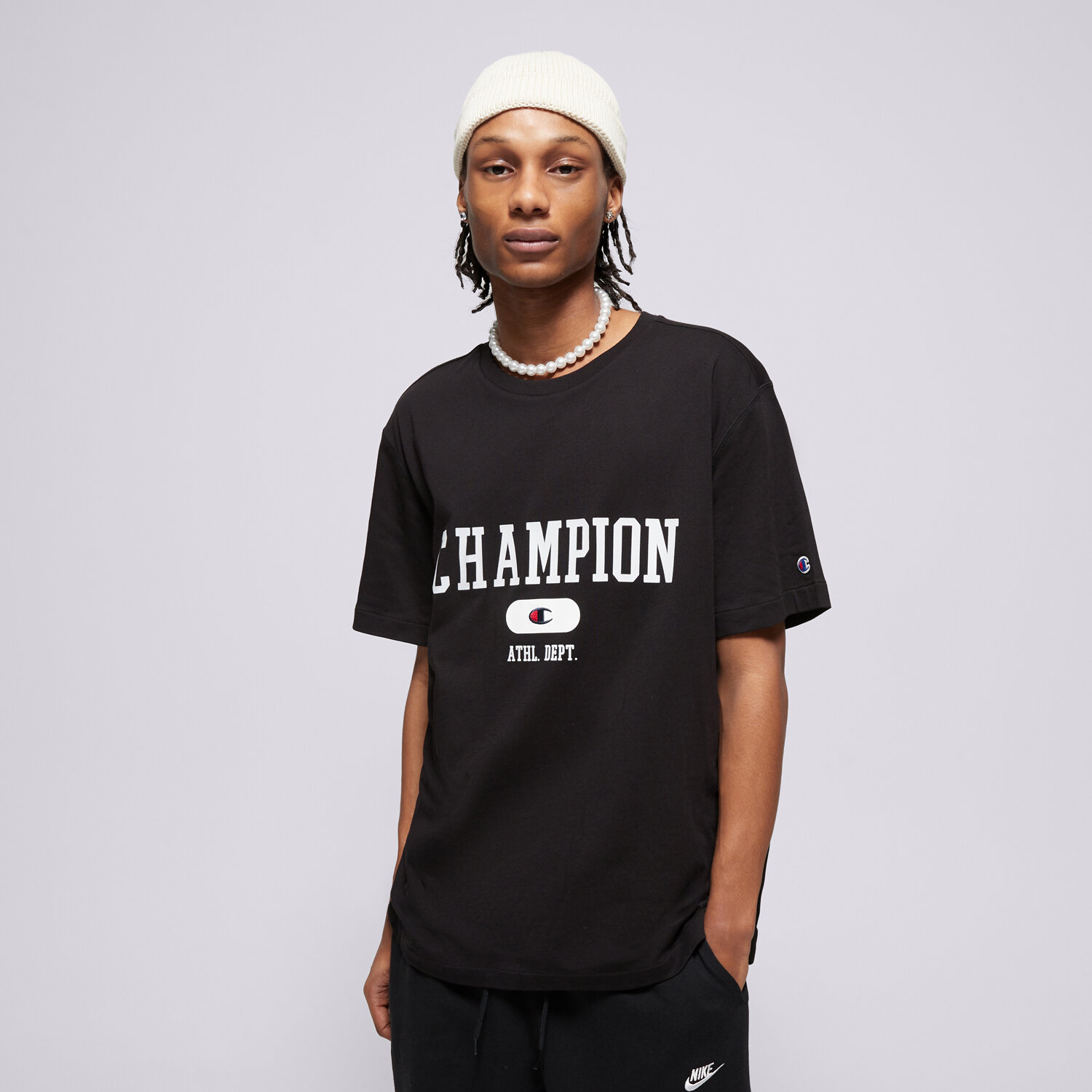 Koszulka, t-shirt sportowy męski CHAMPION T-SHIRT CREWNECK T-SHIRT 220432KK001 CZARNY
