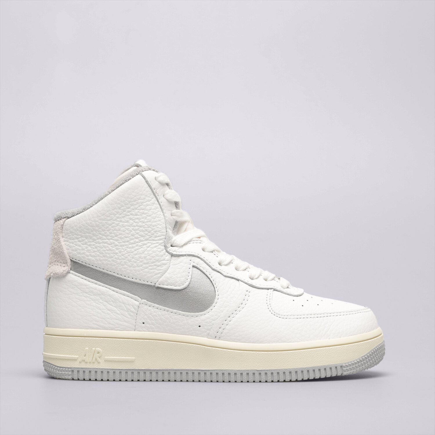 Buty zimowe damskie NIKE W AF1 SCULPT DC3590-101 BIAŁY