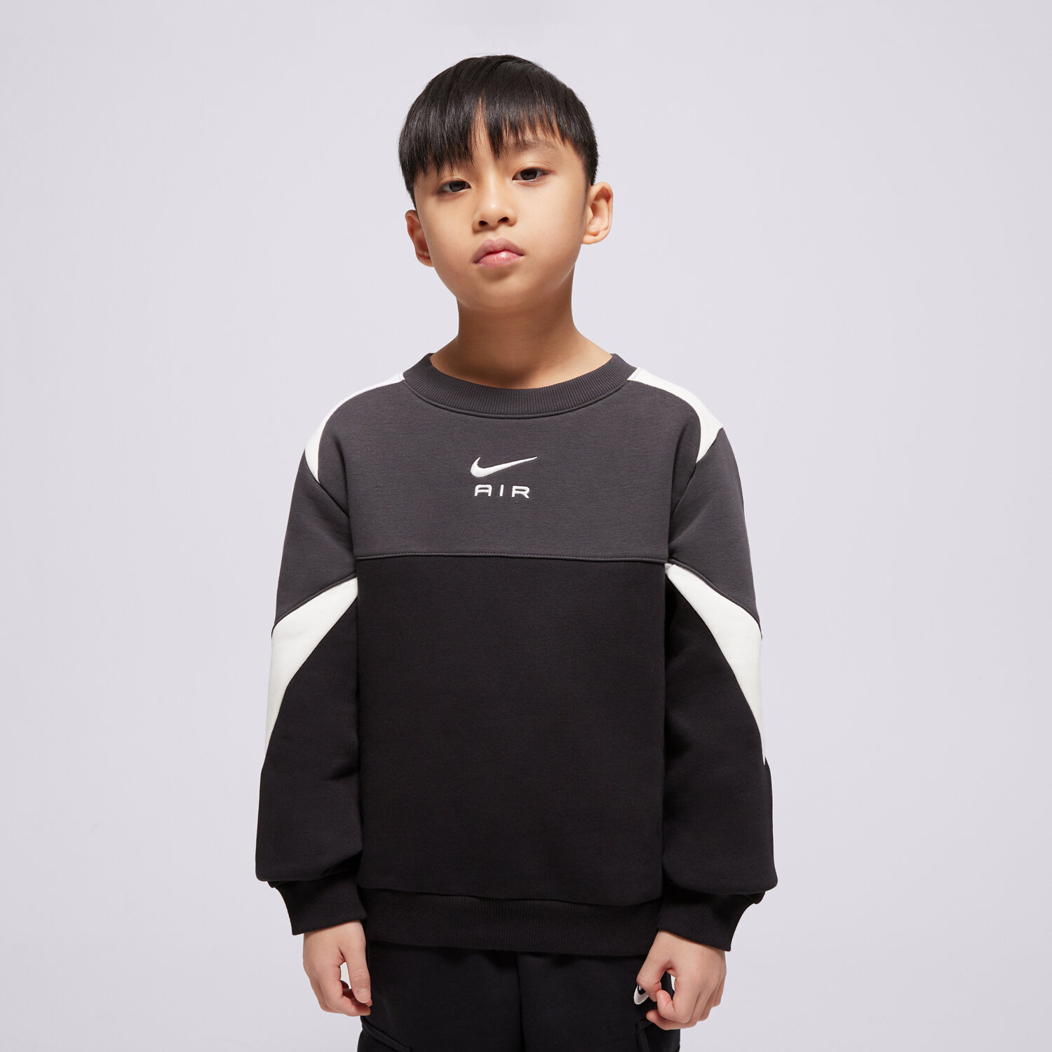 Sportowa bluza dziecięca NIKE BLUZA K NIKE AIR CREW BOY FZ4956-010 CZARNY