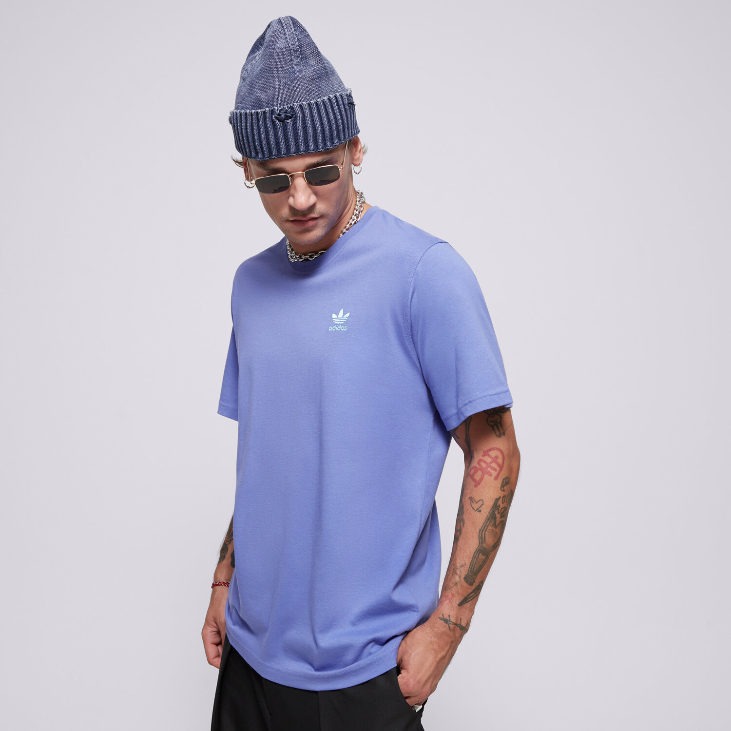 Koszulka, t-shirt sportowy męski ADIDAS T-SHIRT ESS TEE IZ2107 NIEBIESKI