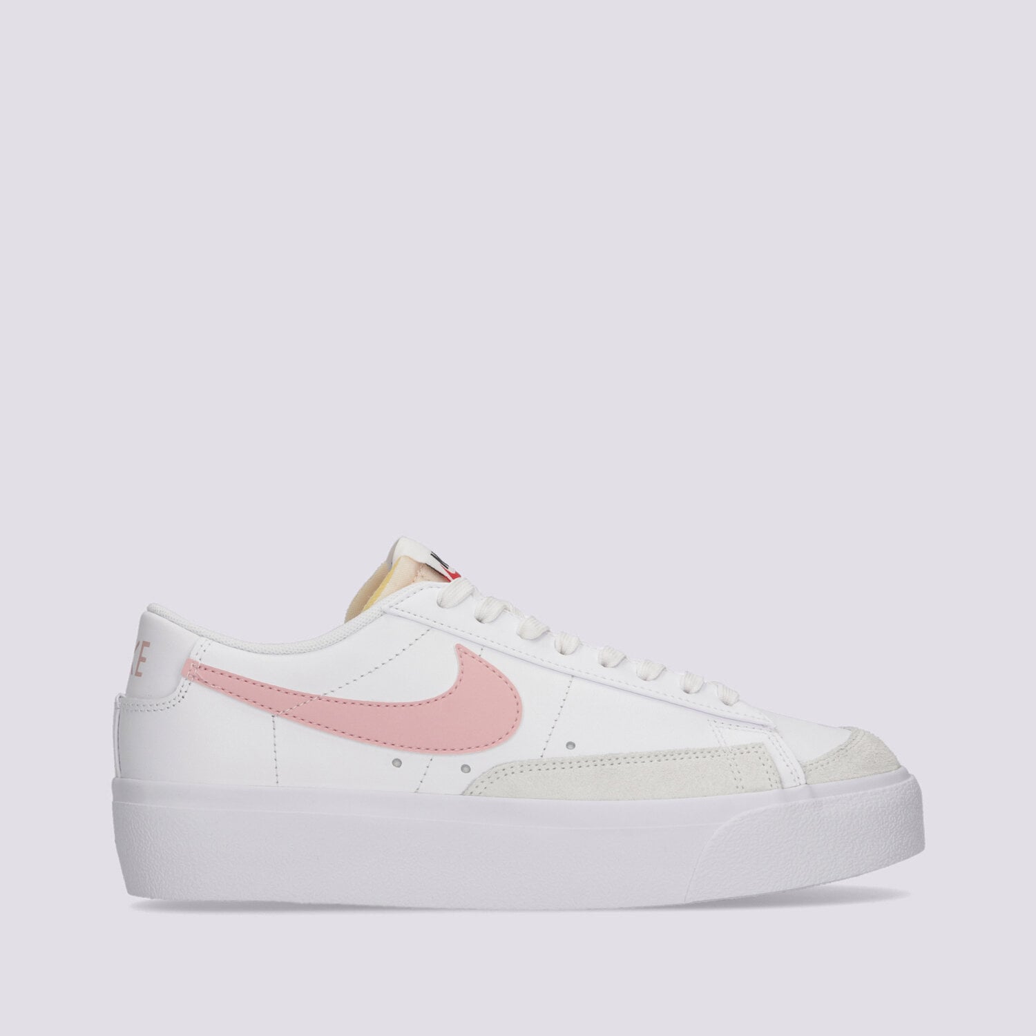 Buty sneakersy damskie NIKE BLAZER LOW PLATFORM DJ0292-103 BIAŁY