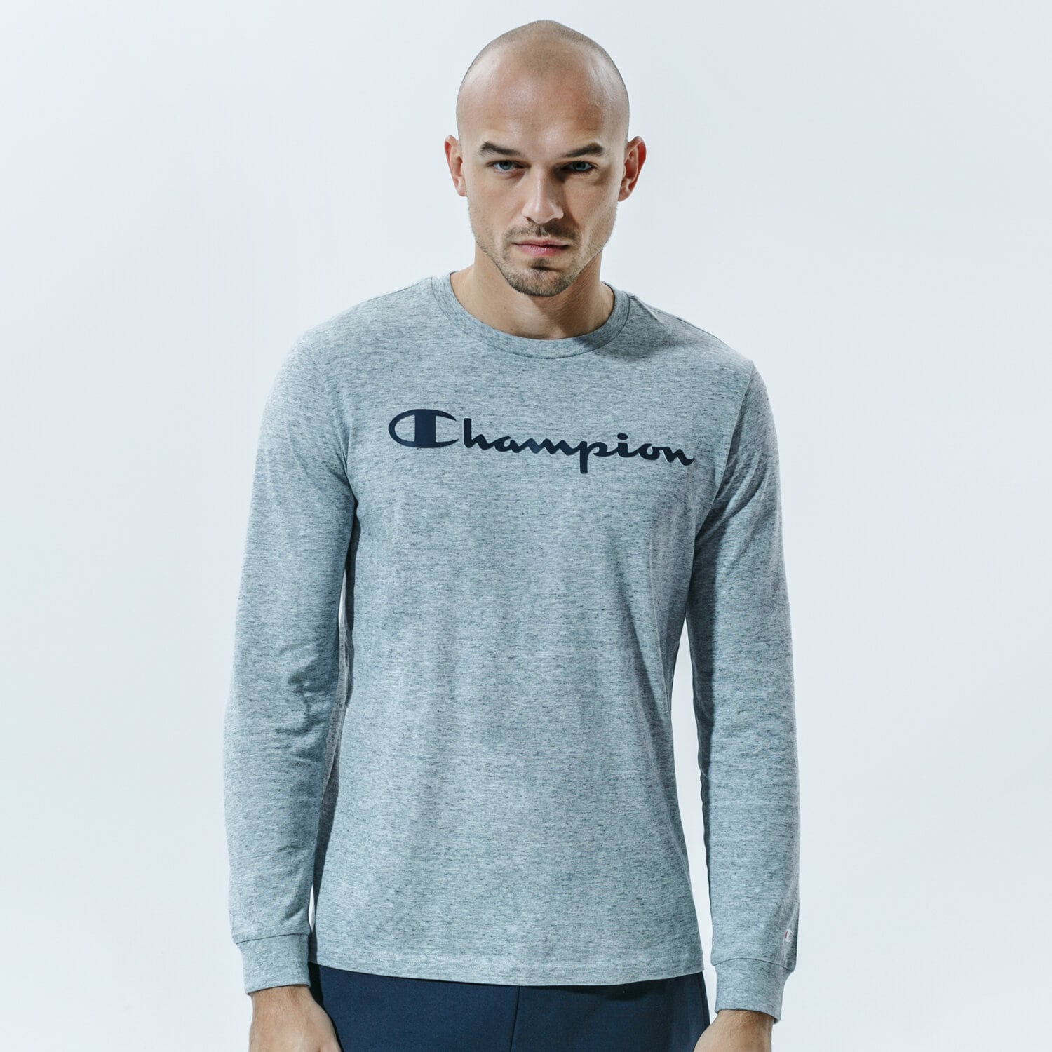Koszulka, t-shirt sportowy męski CHAMPION T-SHIRT CREWNECK LONG SLEEVE T-SHIRT 214748EM021 SZARY