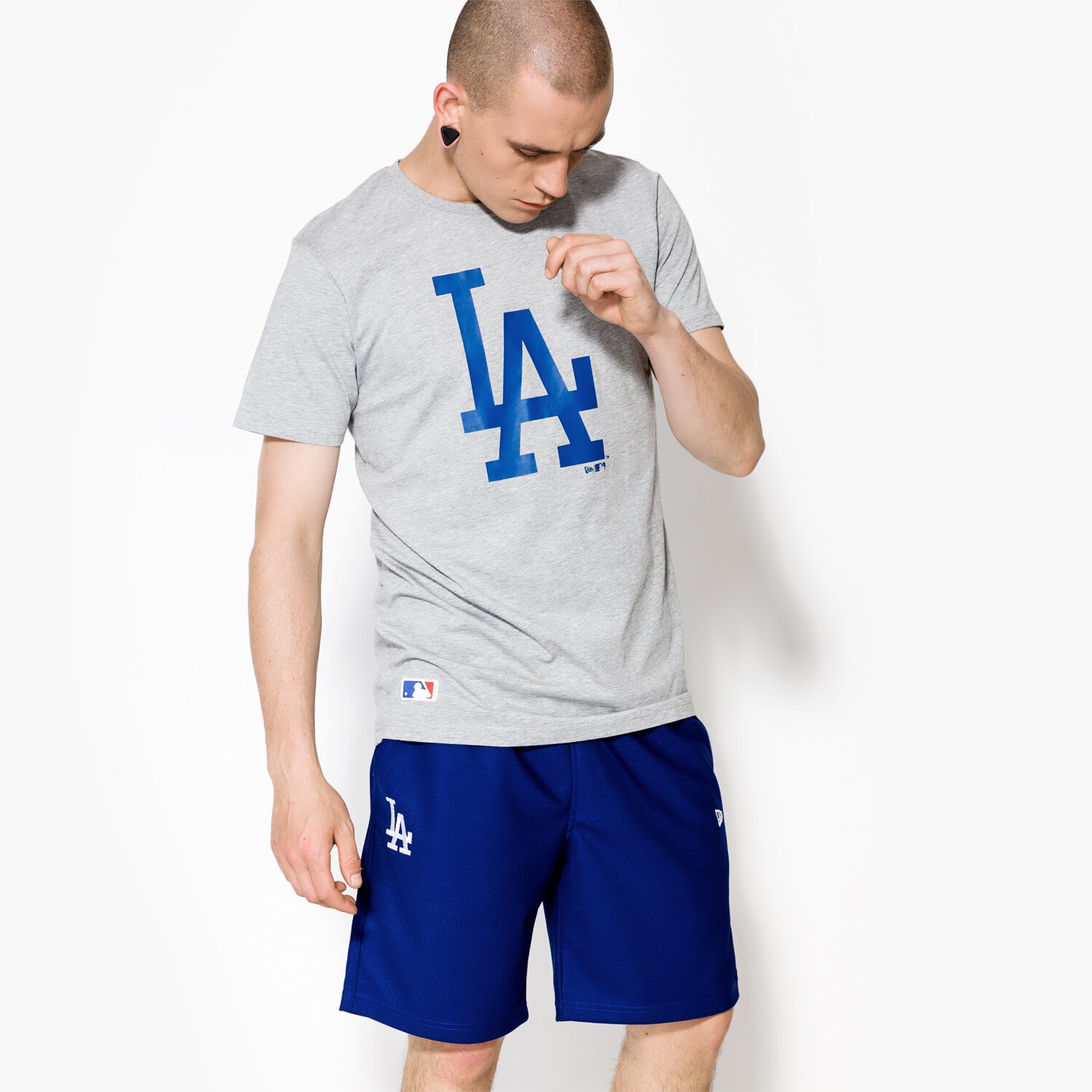 Koszulka, t-shirt sportowy męski NEW ERA T-SHIRT LS MLB BASIC TEE LA DODGERS 11204002 SZARY