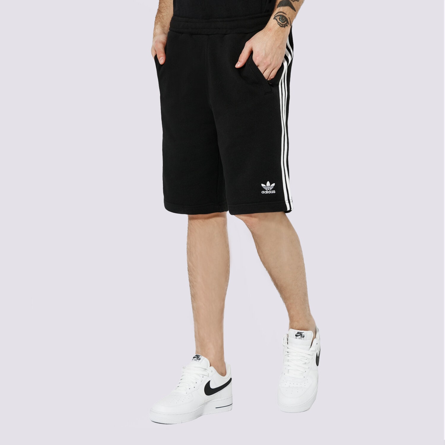 Krótkie spodenki, szorty męskie ADIDAS SZORTY 3-STRIPE SHORT ADICOLOR DH5798 CZARNY