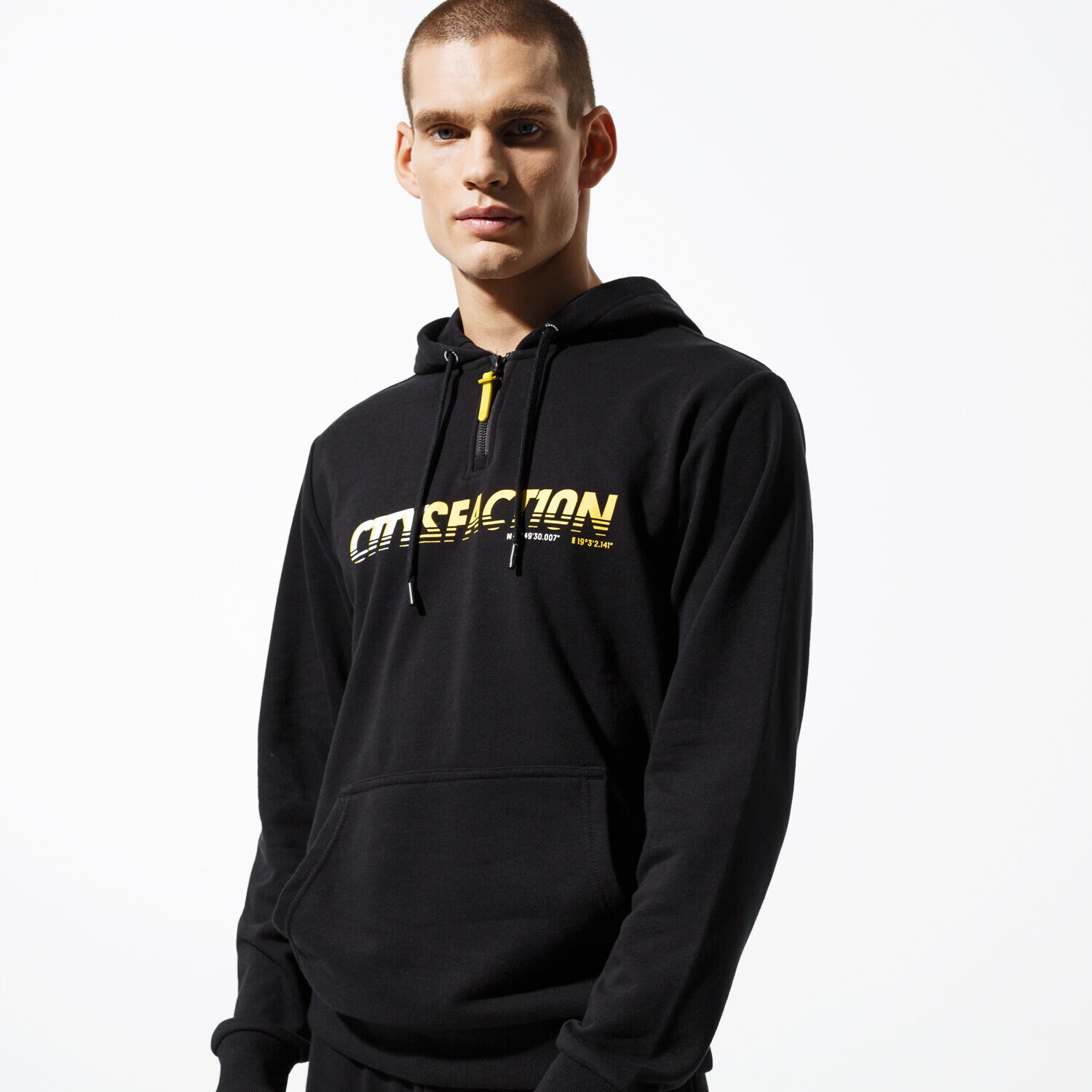 Bluza męska CONFRONT BLUZA Z KAPTUREM CITY BLK HOODY CF39BLM36001 CZARNY