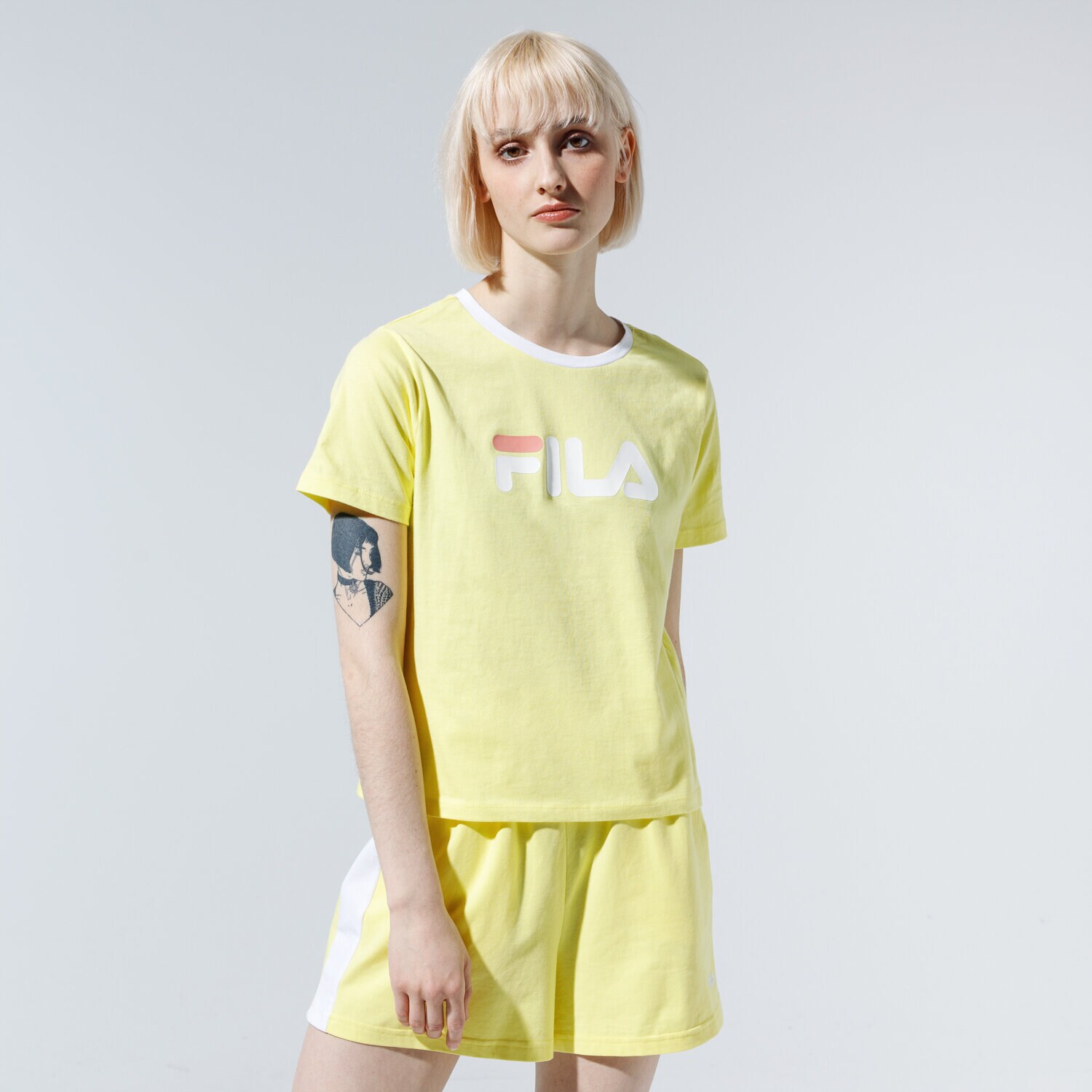 Koszulka, t-shirt damski FILA T-SHIRT SALOME TEE 687614190 ŻÓŁTY