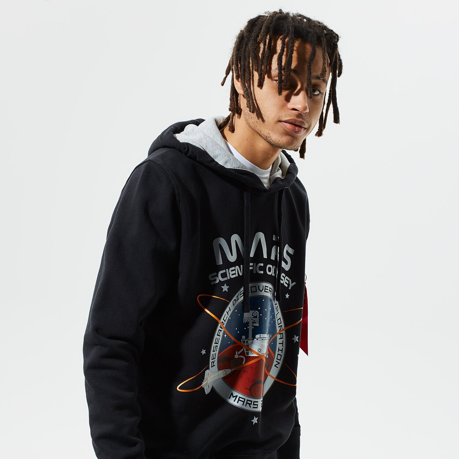 Bluza męska ALPHA INDUSTRIES BLUZA Z KAPTUREM MISSION TO MARS HOODY 12633003 CZARNY