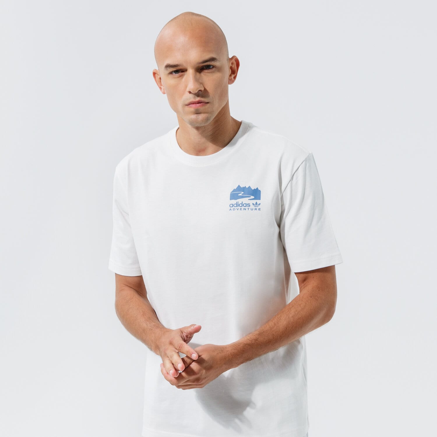 Koszulka, t-shirt sportowy męski ADIDAS T-SHIRT FLMOUNT TEE H13913 BIAŁY