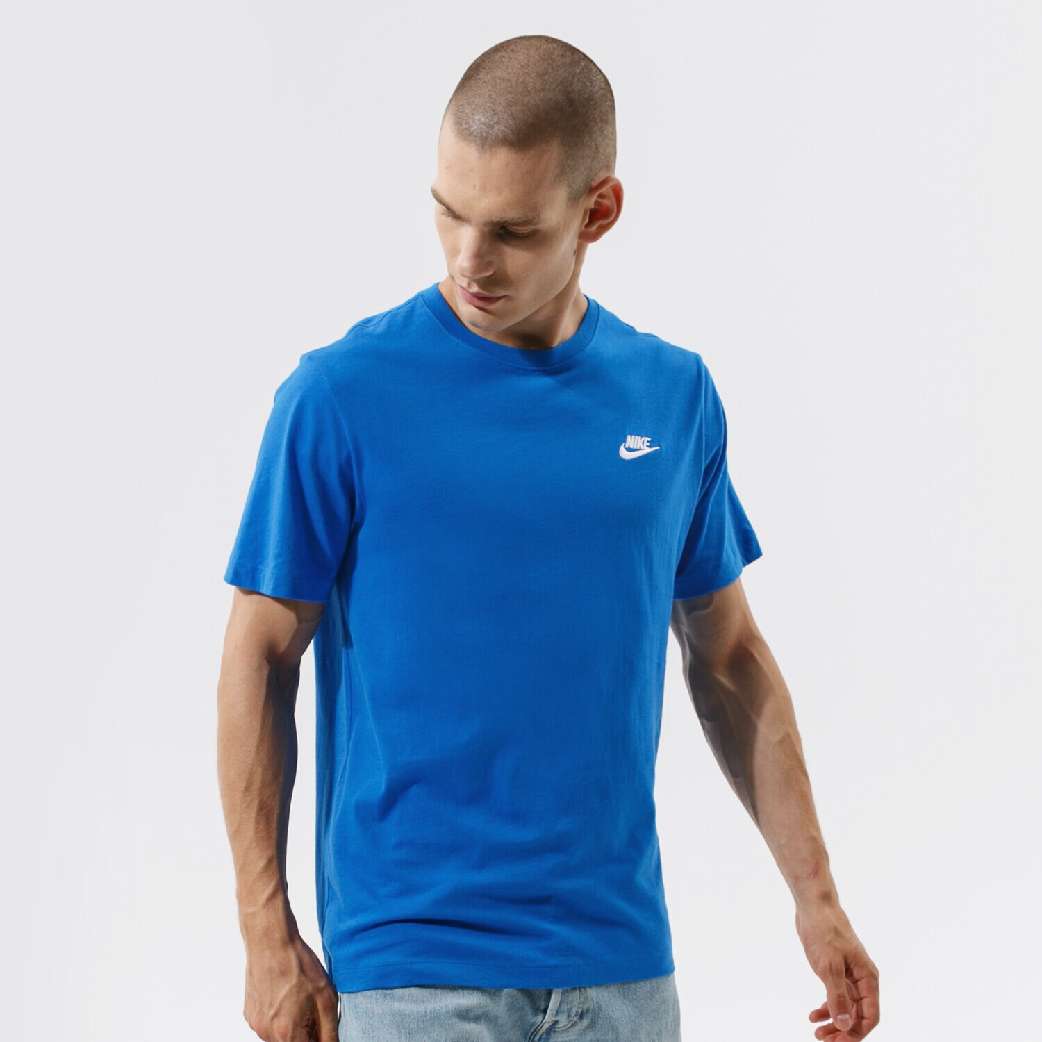 Koszulka, t-shirt sportowy męski NIKE T-SHIRT SPORTSWEAR CLUB T-SHIRT AR4997-403 NIEBIESKI