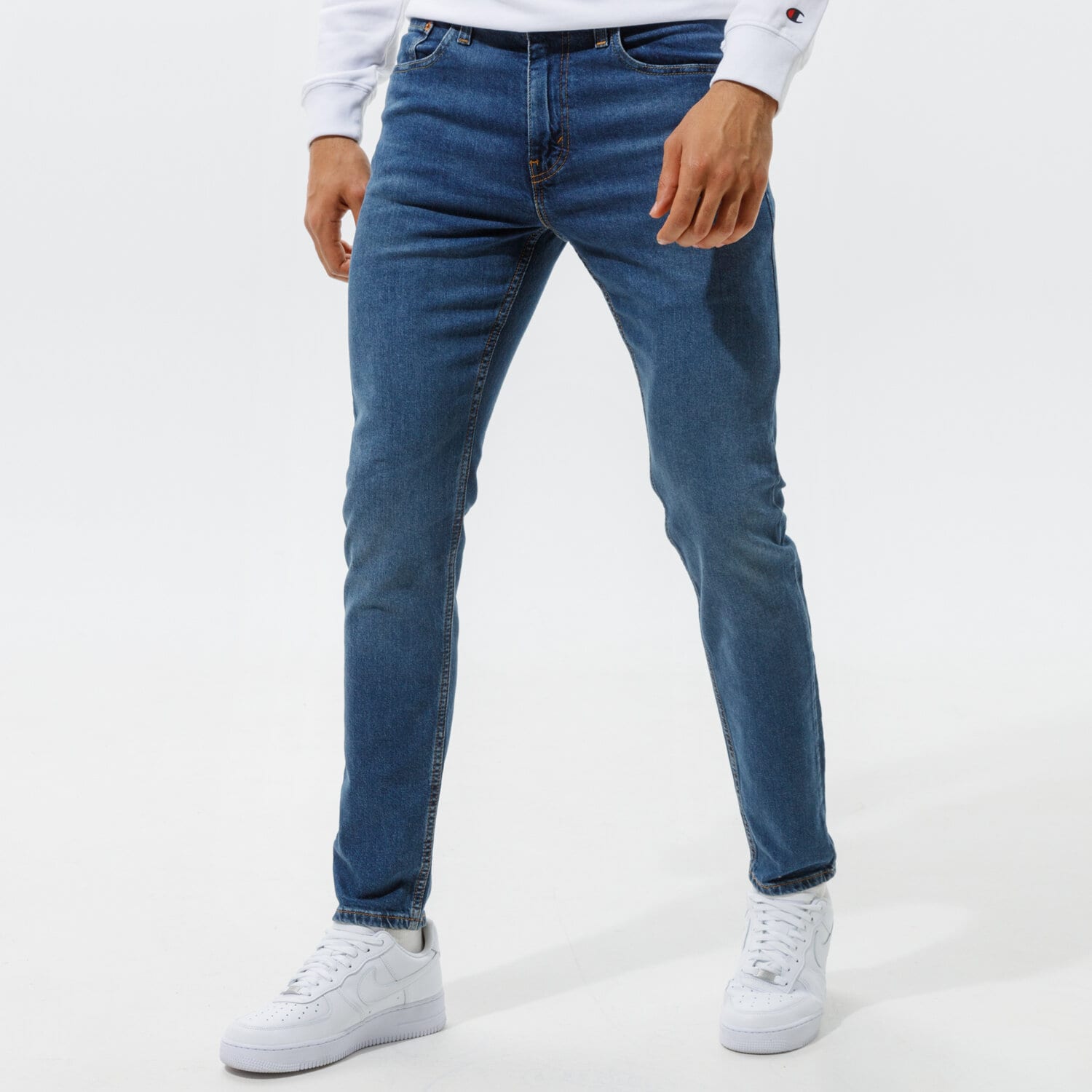 Spodnie sportowe męskie LEVI'S SPODNIE 512 SLIM TAPER LO BALL 59437-0067 NIEBIESKI