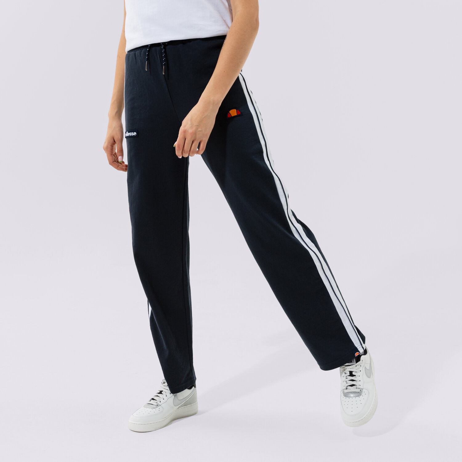 Spodnie sportowe damskie ELLESSE SPODNIE ATER TRACK PANT NAVY SGK12166429 GRANATOWY