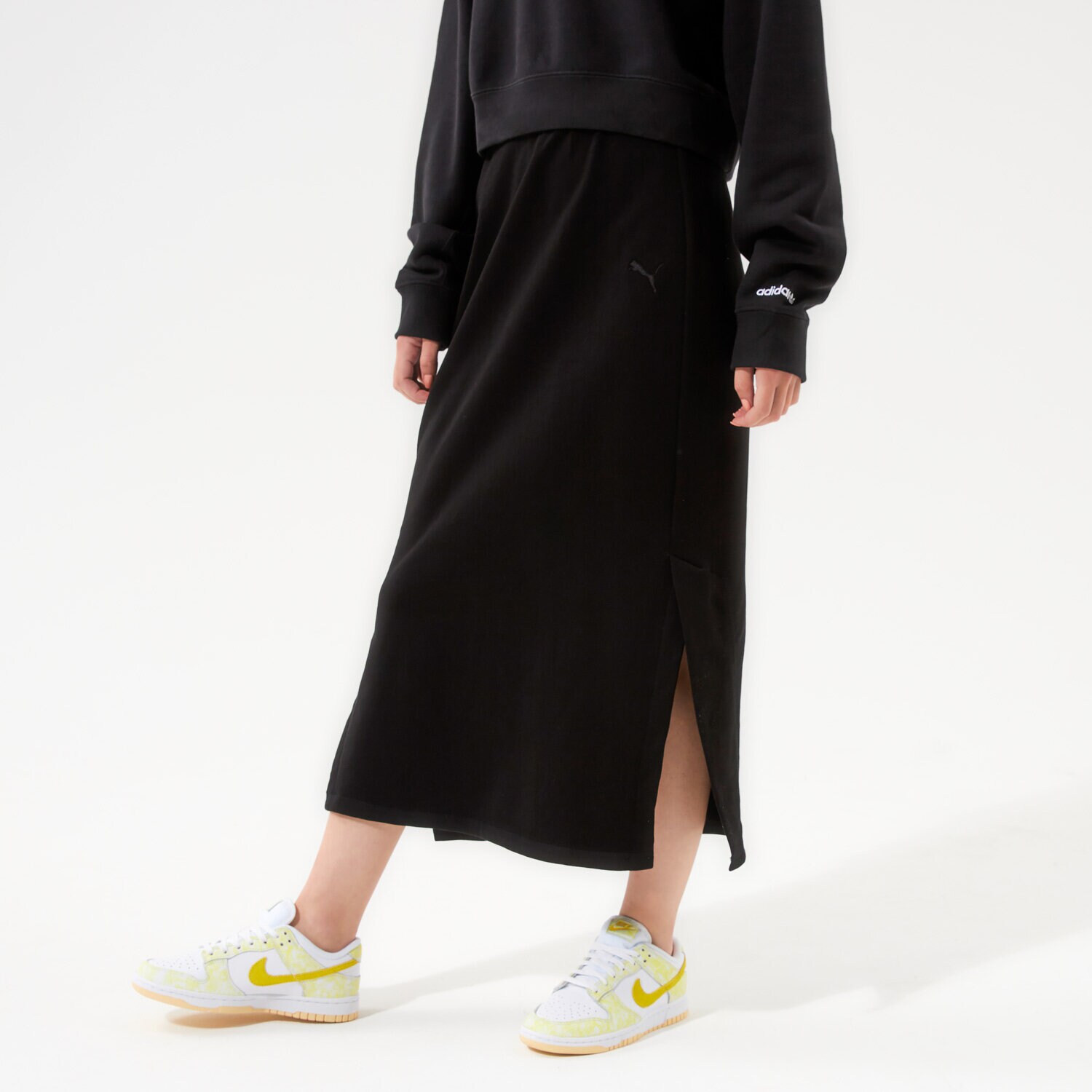 Modna sukienka sportowa PUMA SPÓDNICZKA HER SKIRT TR - PUMA BLACK 58952401 CZARNY