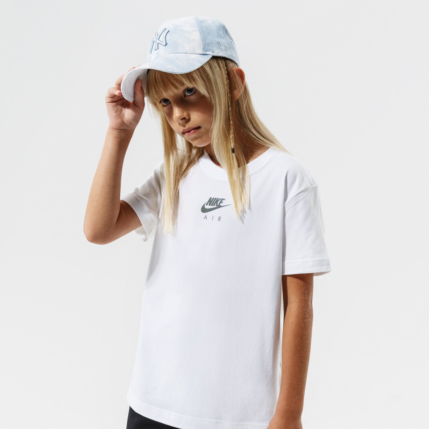 Koszulka, t-shirt dla dzieci NIKE T-SHIRT G NSW TEE BF NIKE AIR GIRL DJ6933-100 BIAŁY