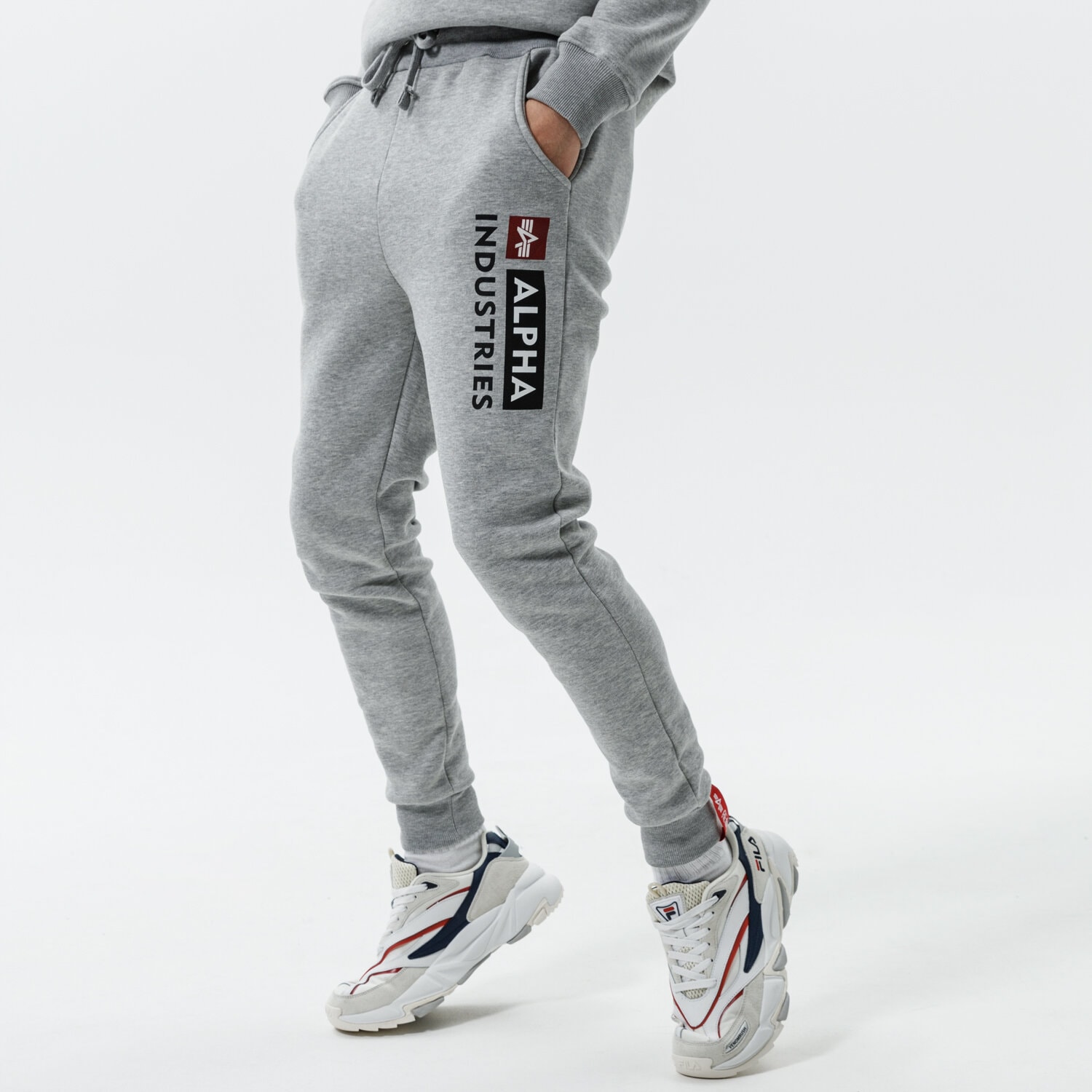 Spodnie sportowe męskie ALPHA INDUSTRIES SPODNIE ALPHA BLOCK-LOGO JOGGER 118361-17 SZARY